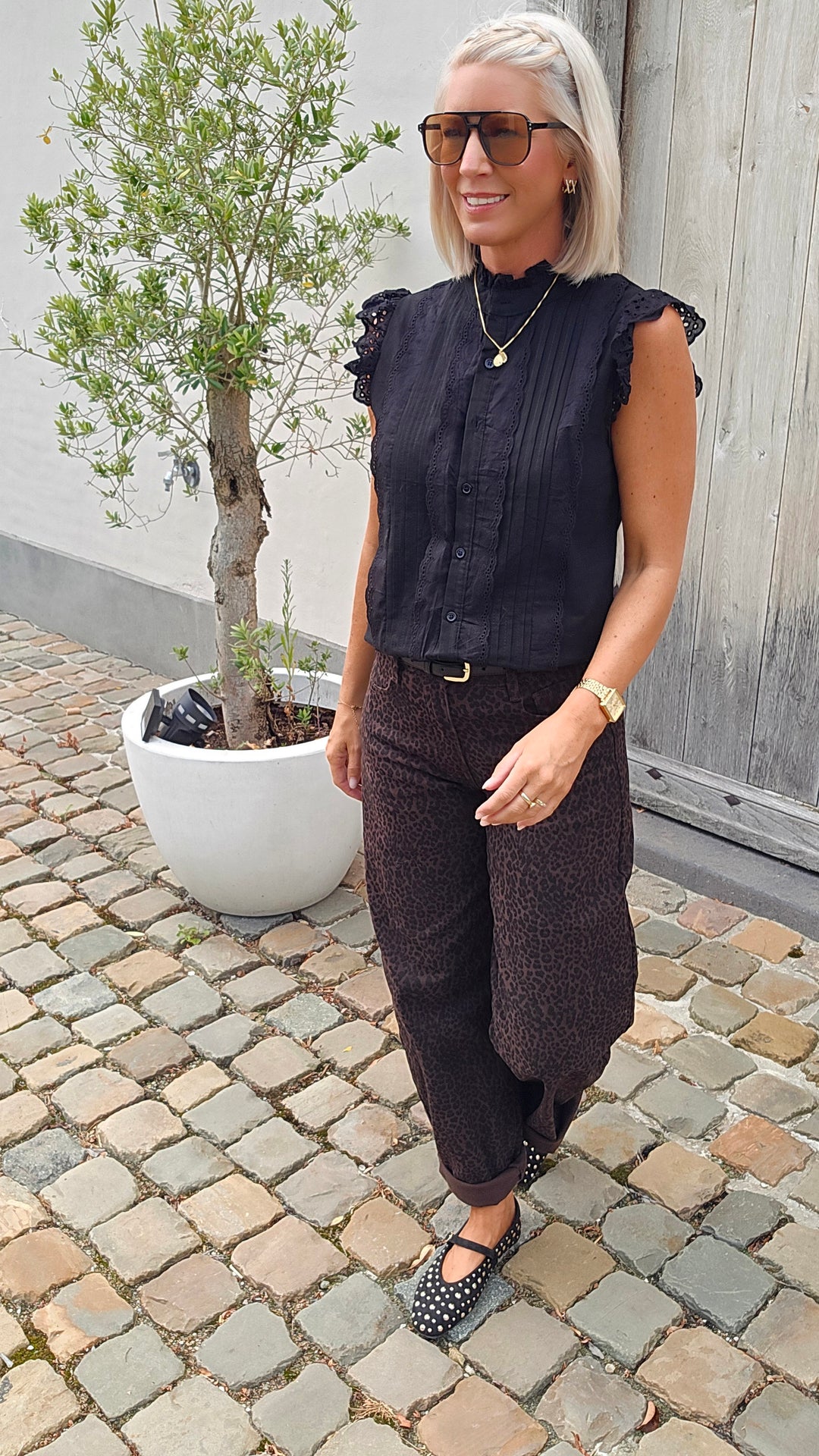 AGATHE blouse black