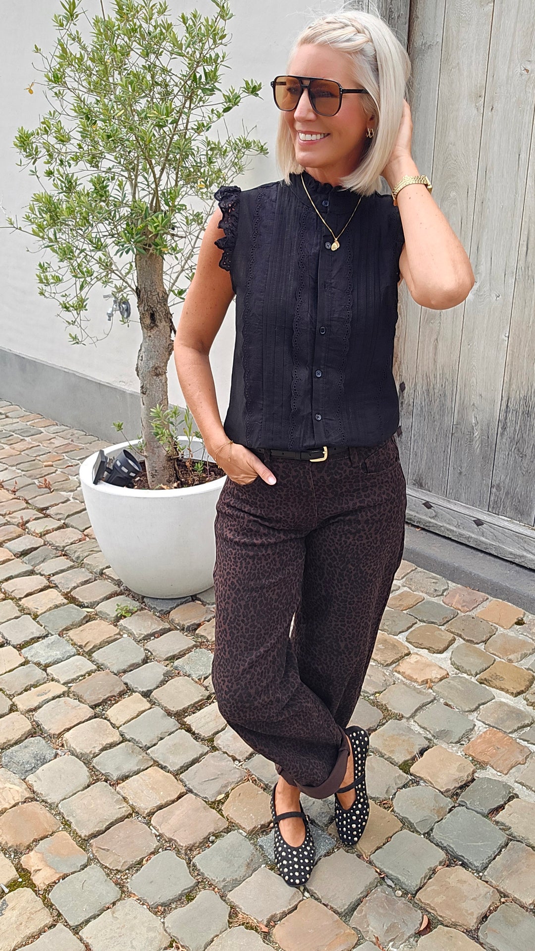 AGATHE blouse black