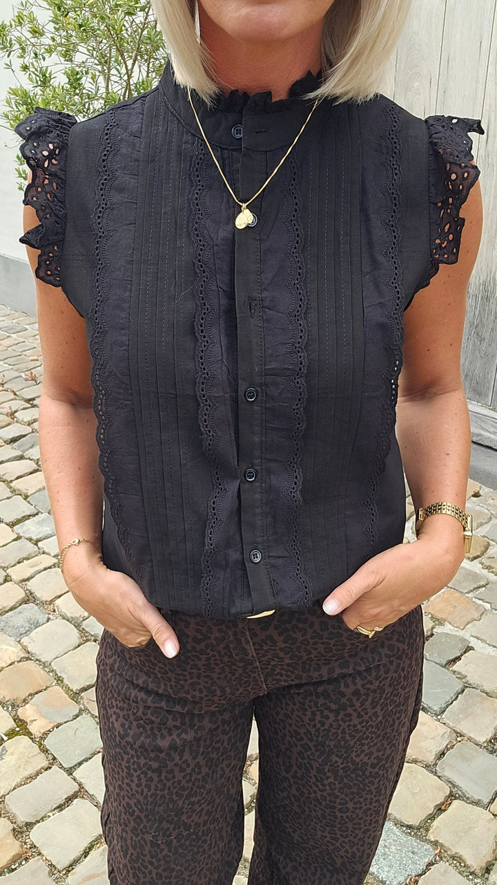 AGATHE blouse black