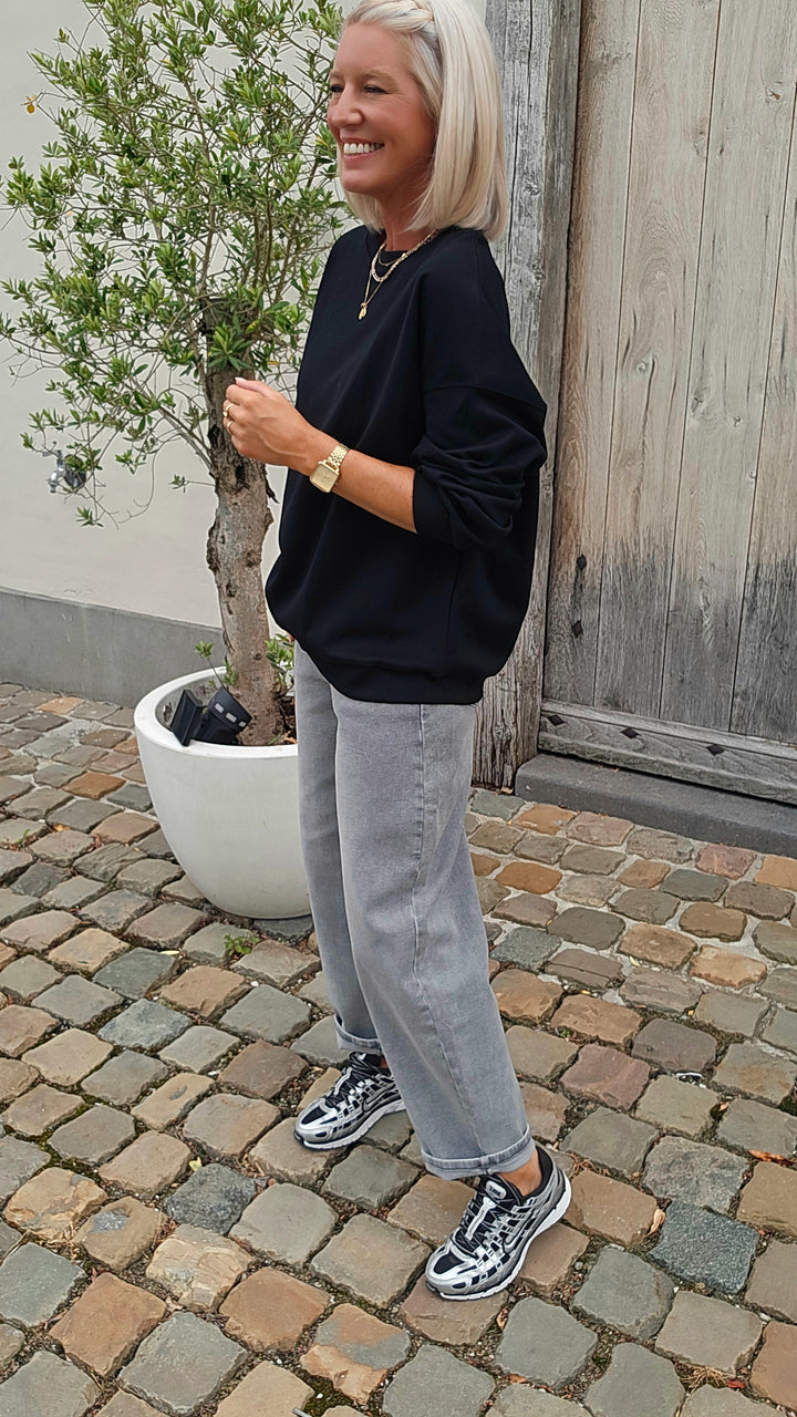 AVERY sweat black