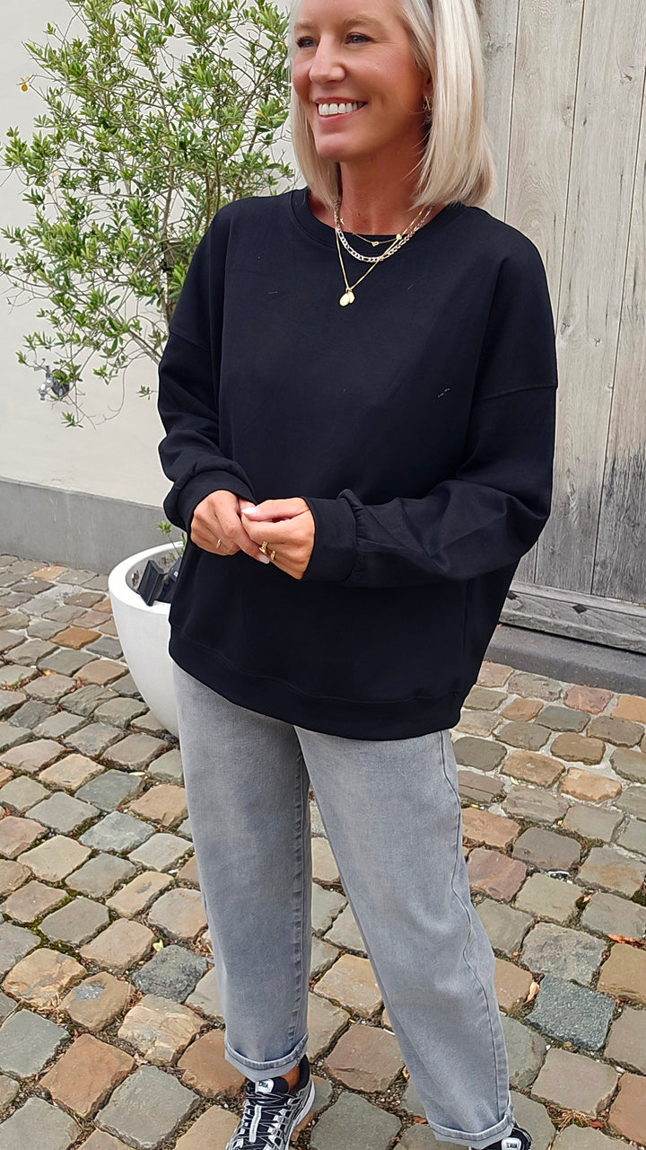 AVERY sweat black