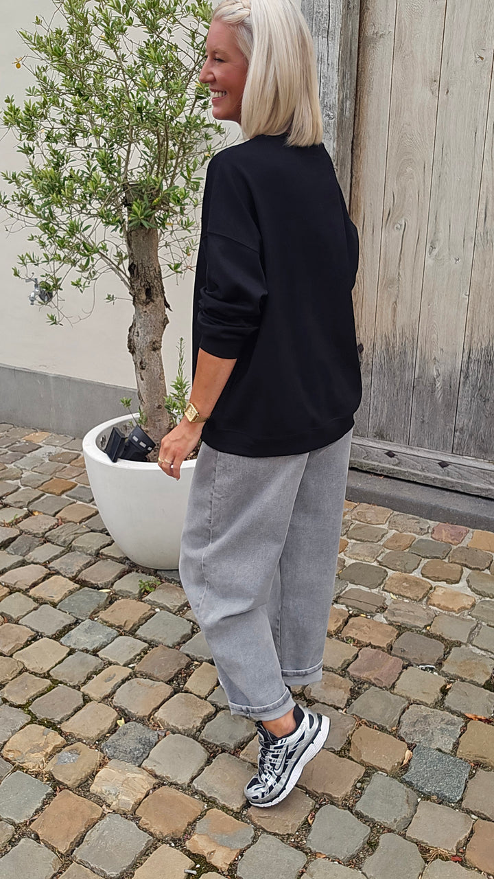 AVERY sweat black