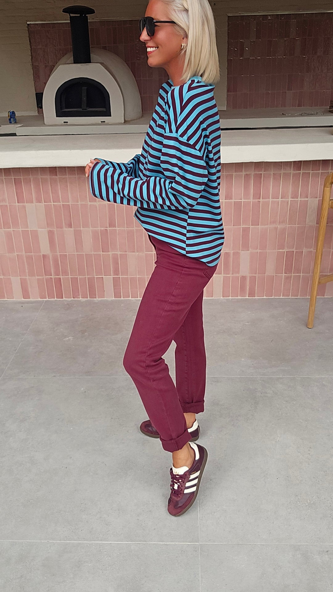 ADÈLE mom jeans burgundy