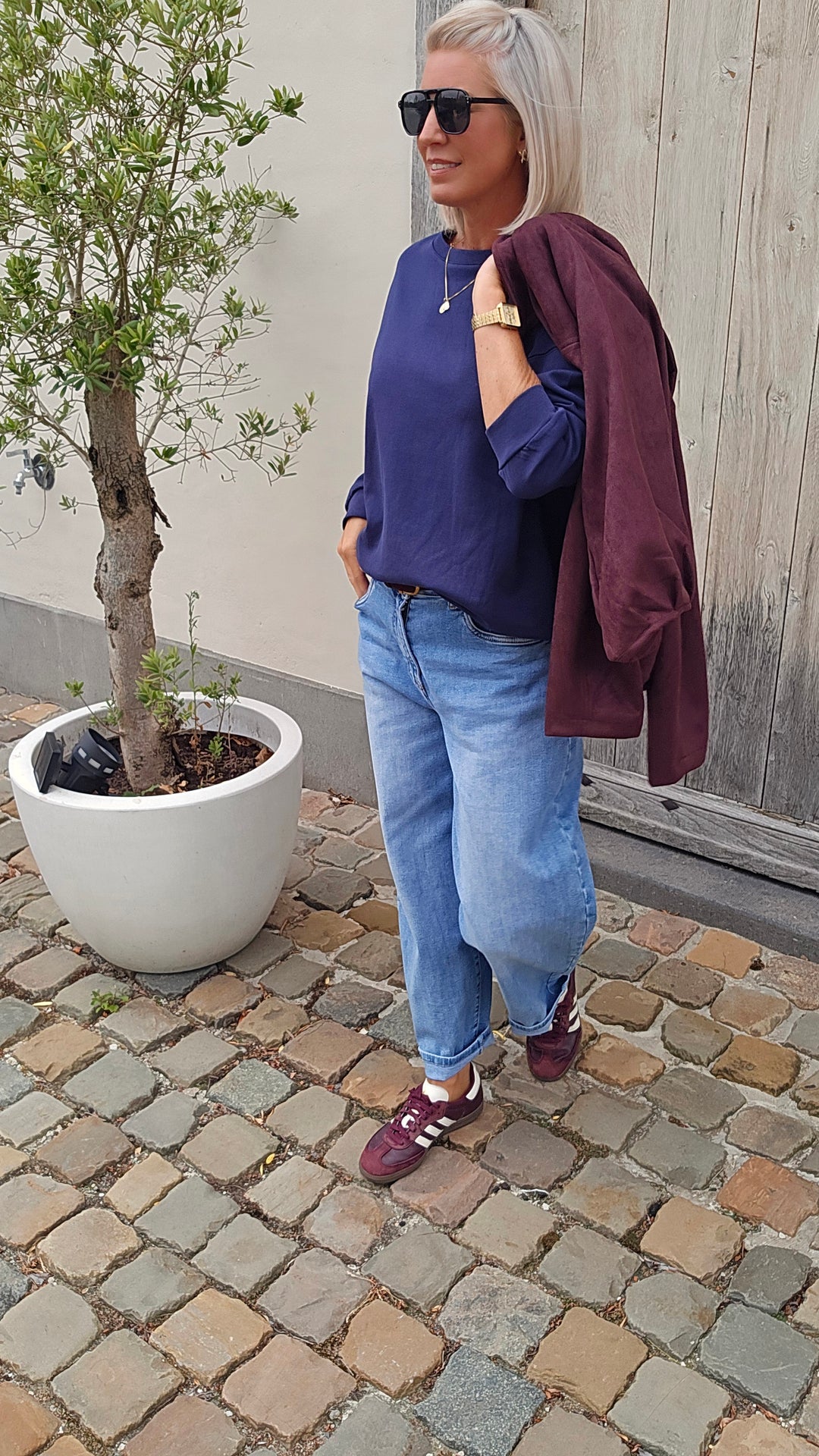 AVERY sweat navy