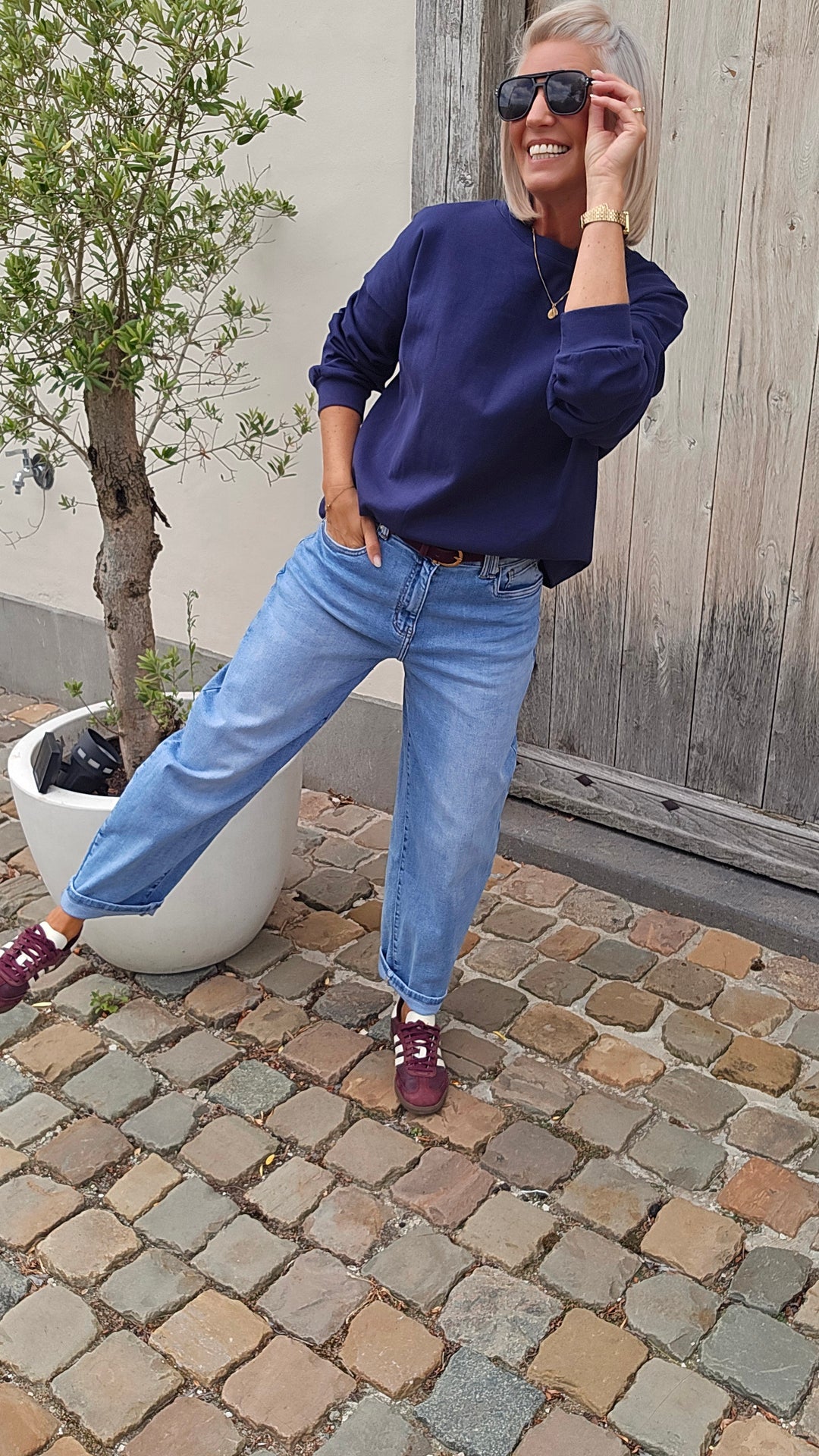AVERY sweat navy