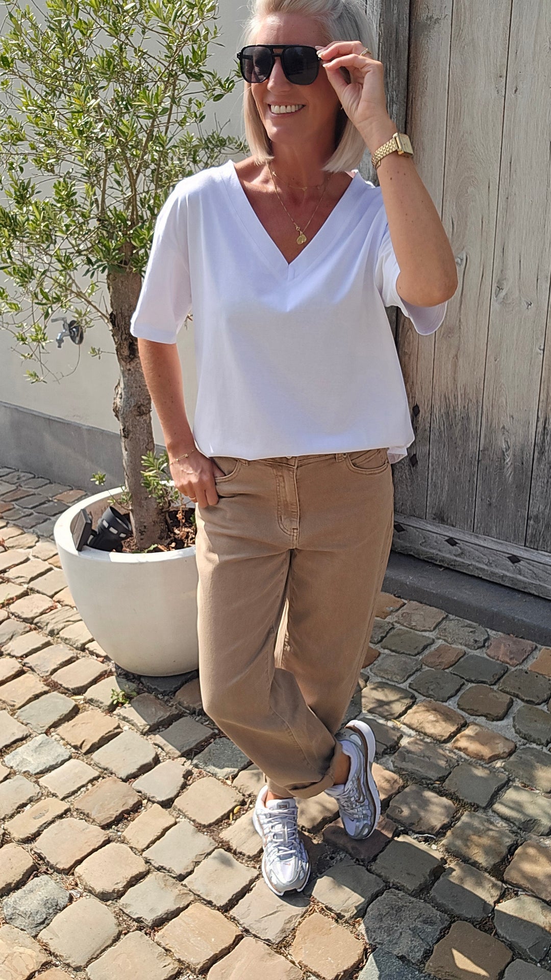 BOBBI mom jeans taupe