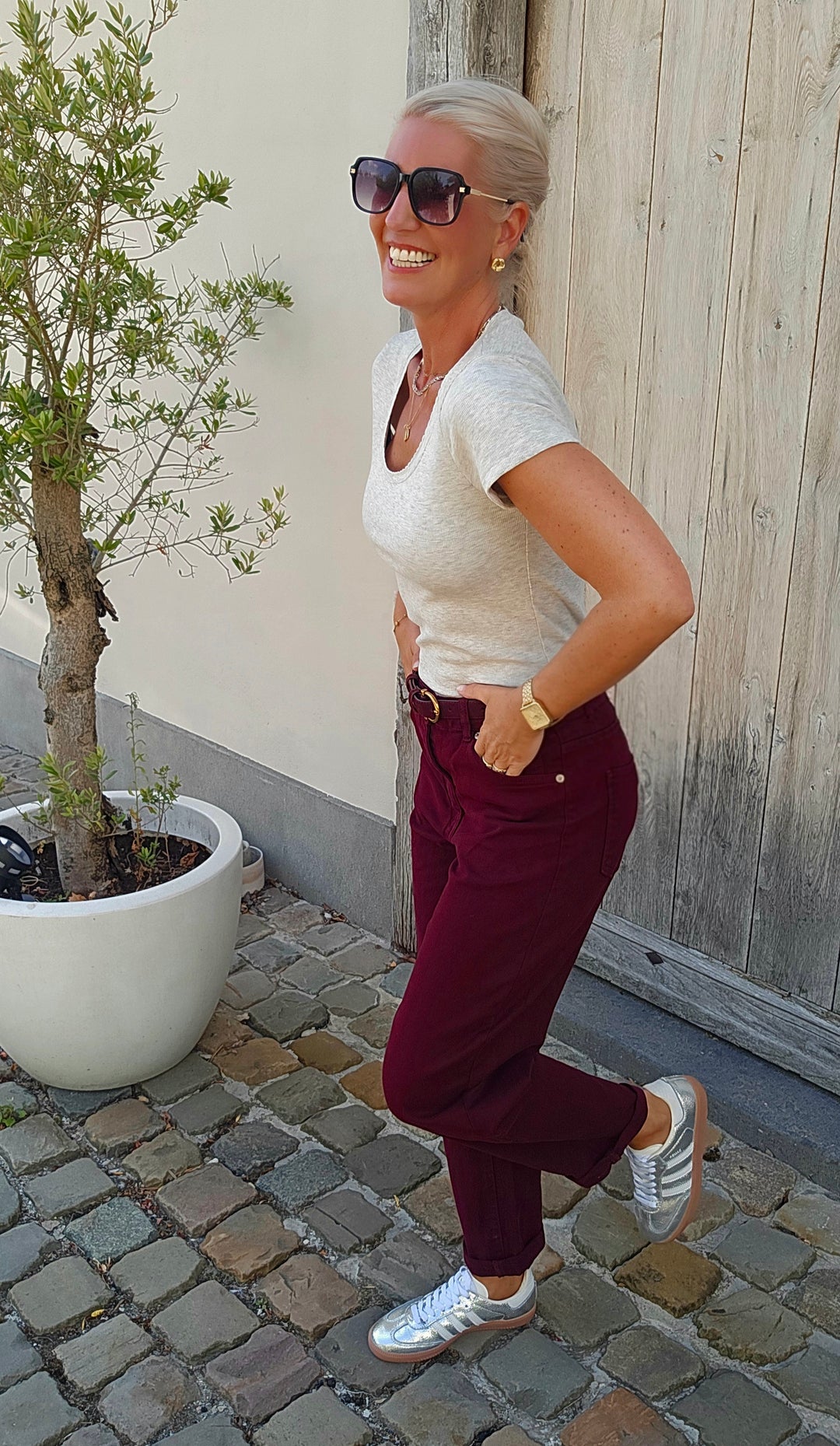 BOBBI mom jeans burgundy