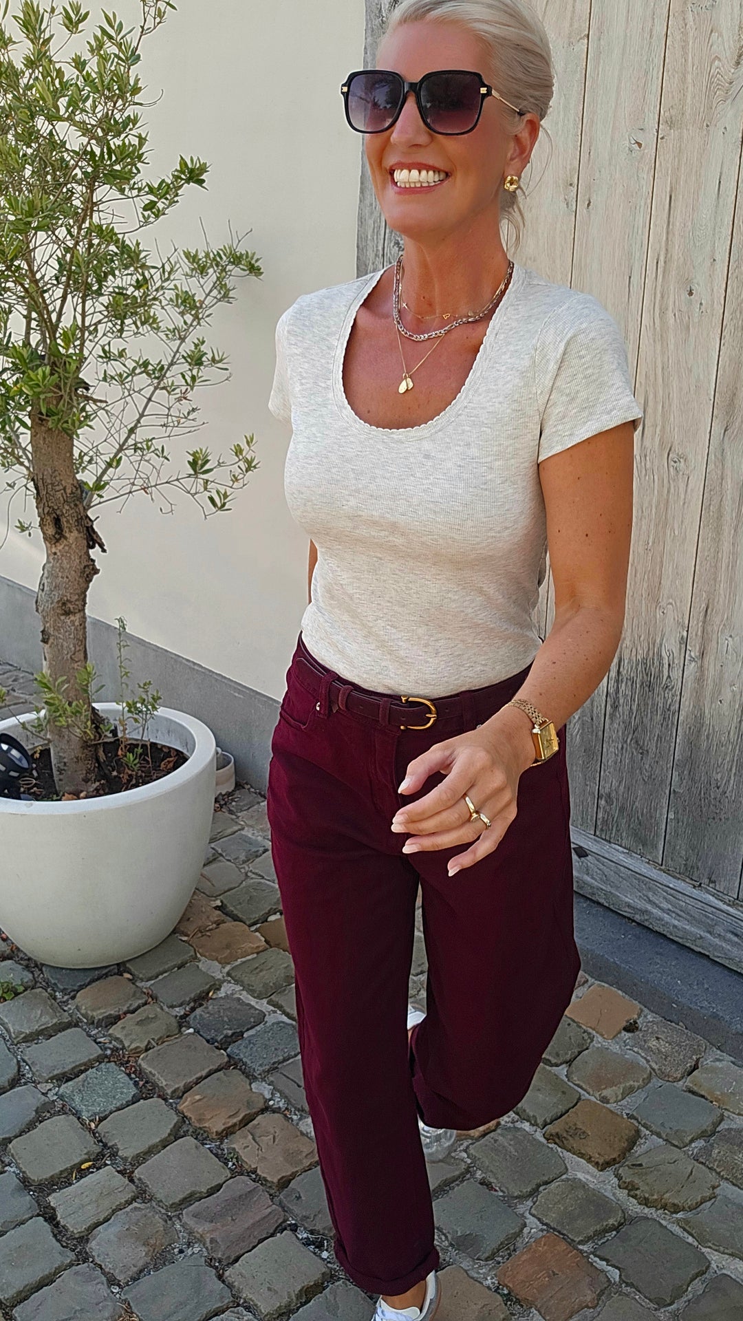 BOBBI mom jeans burgundy