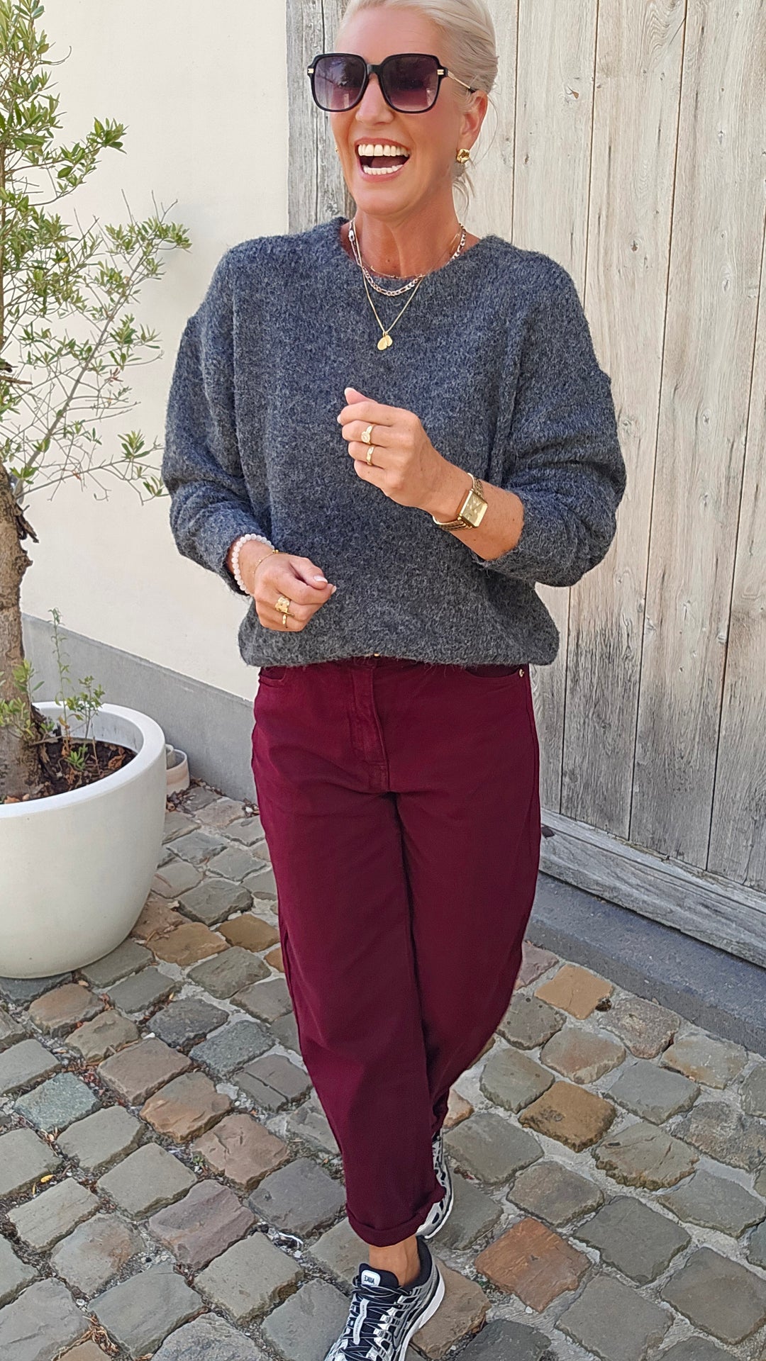 BOBBI mom jeans burgundy
