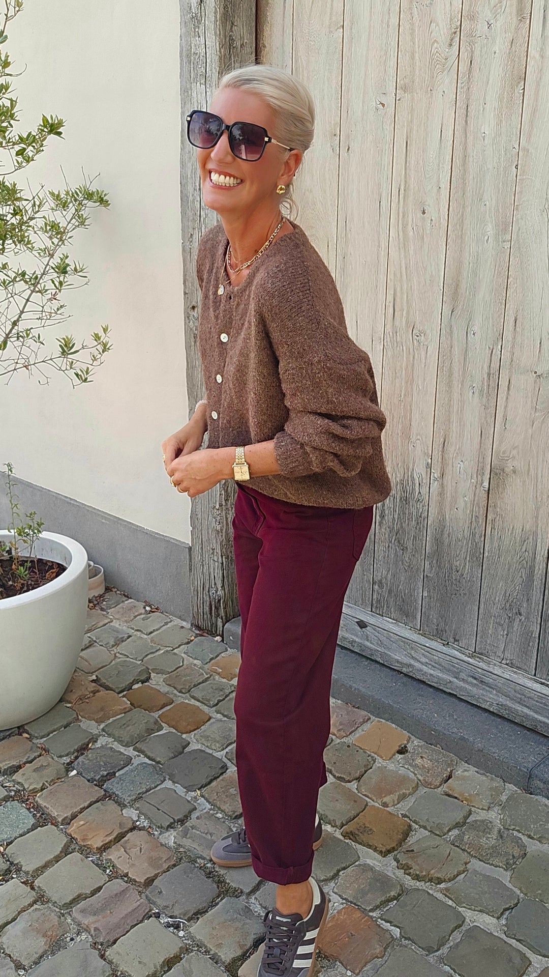 BOBBI mom jeans burgundy