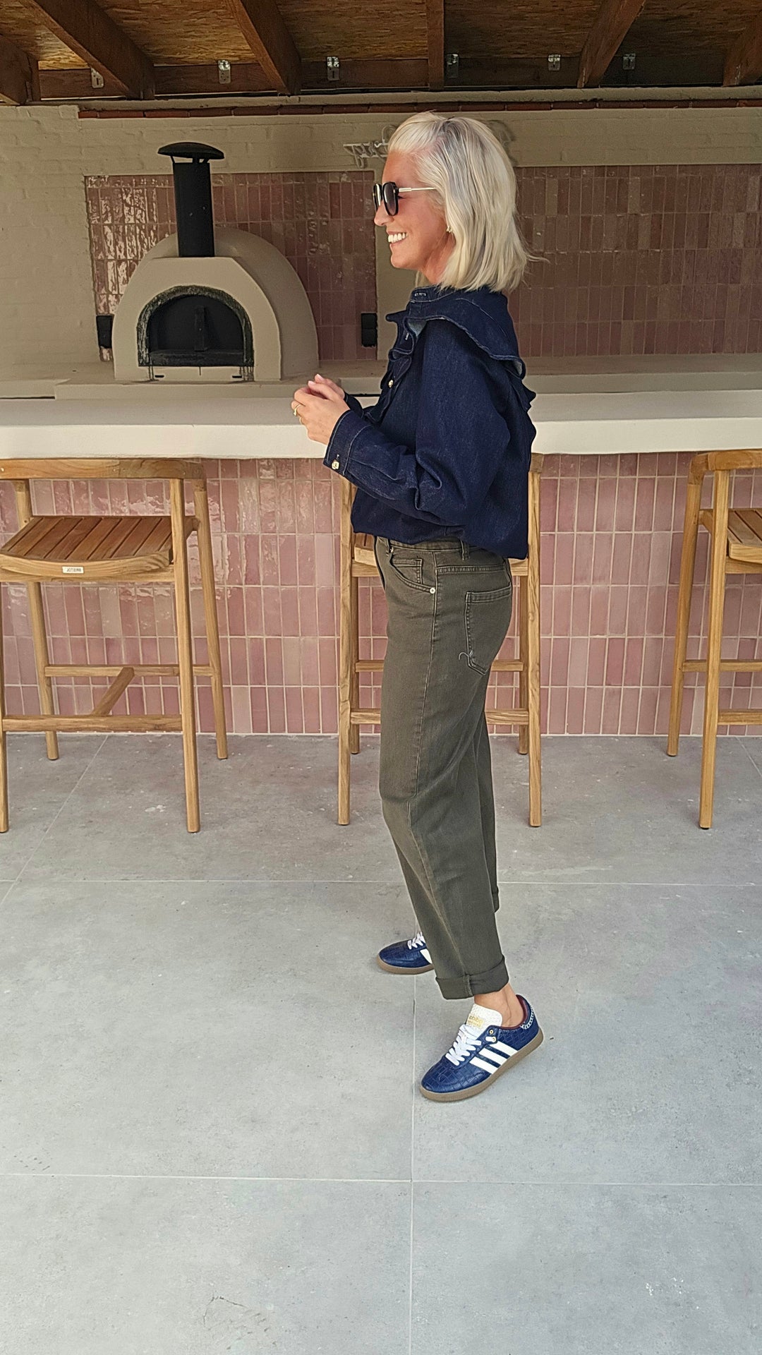 BOBBI mom jeans khaki
