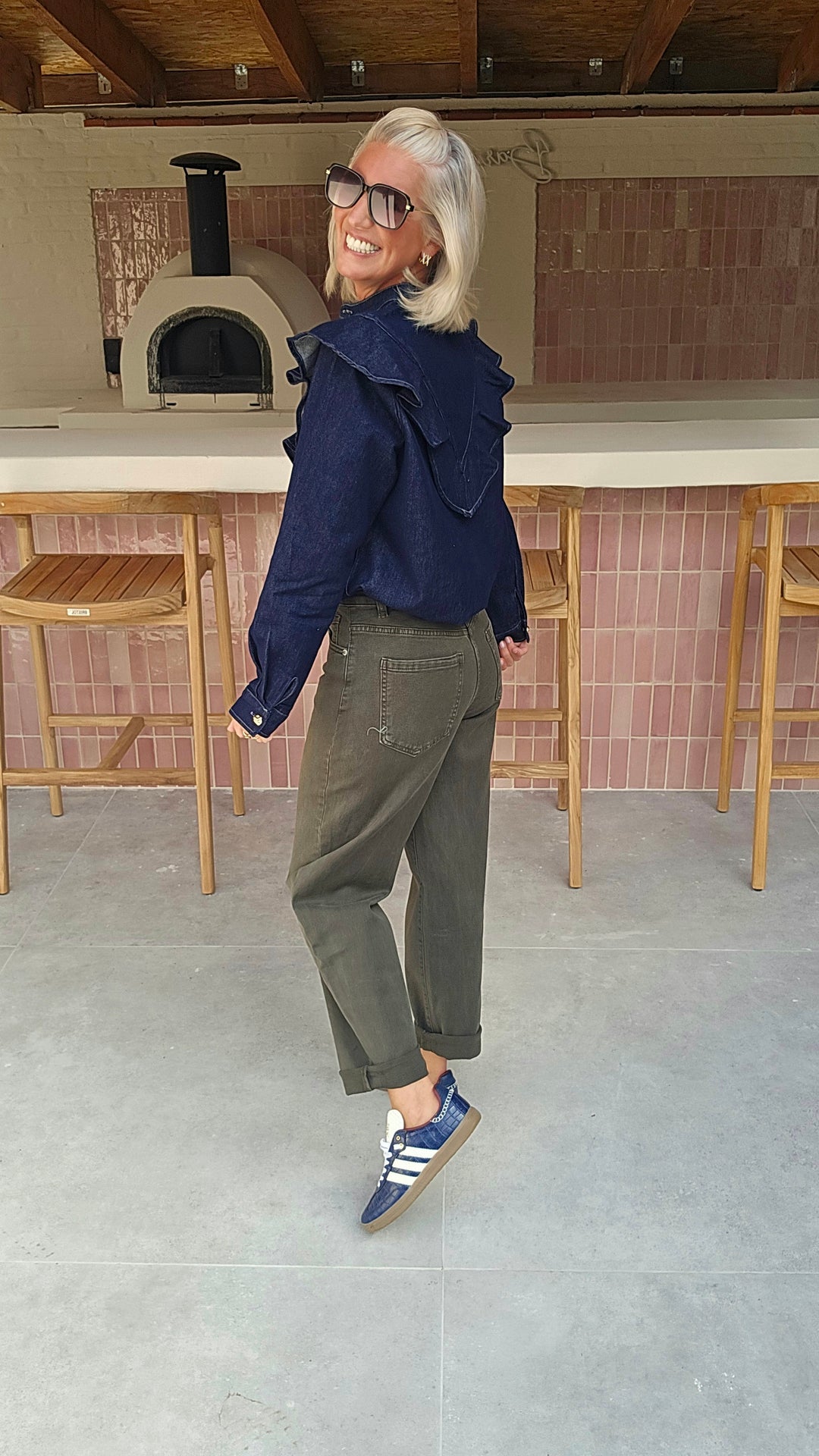BOBBI mom jeans khaki