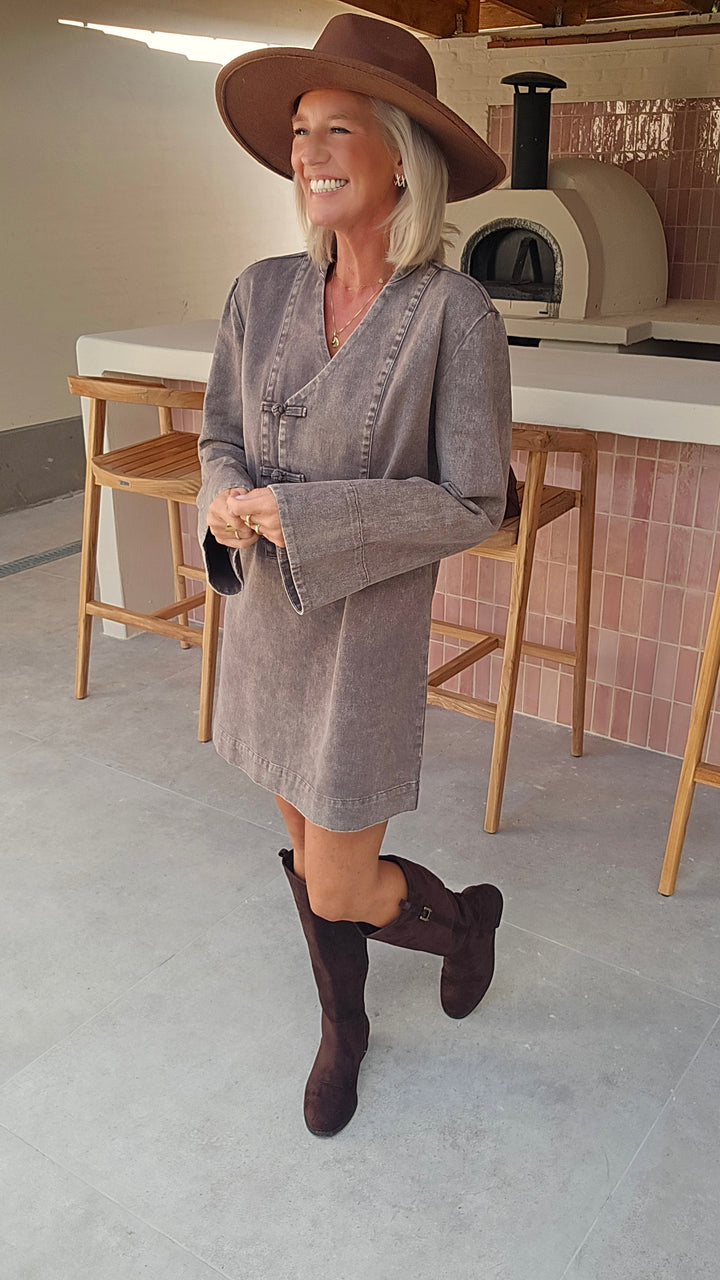 TESS denim dress washed chocolat