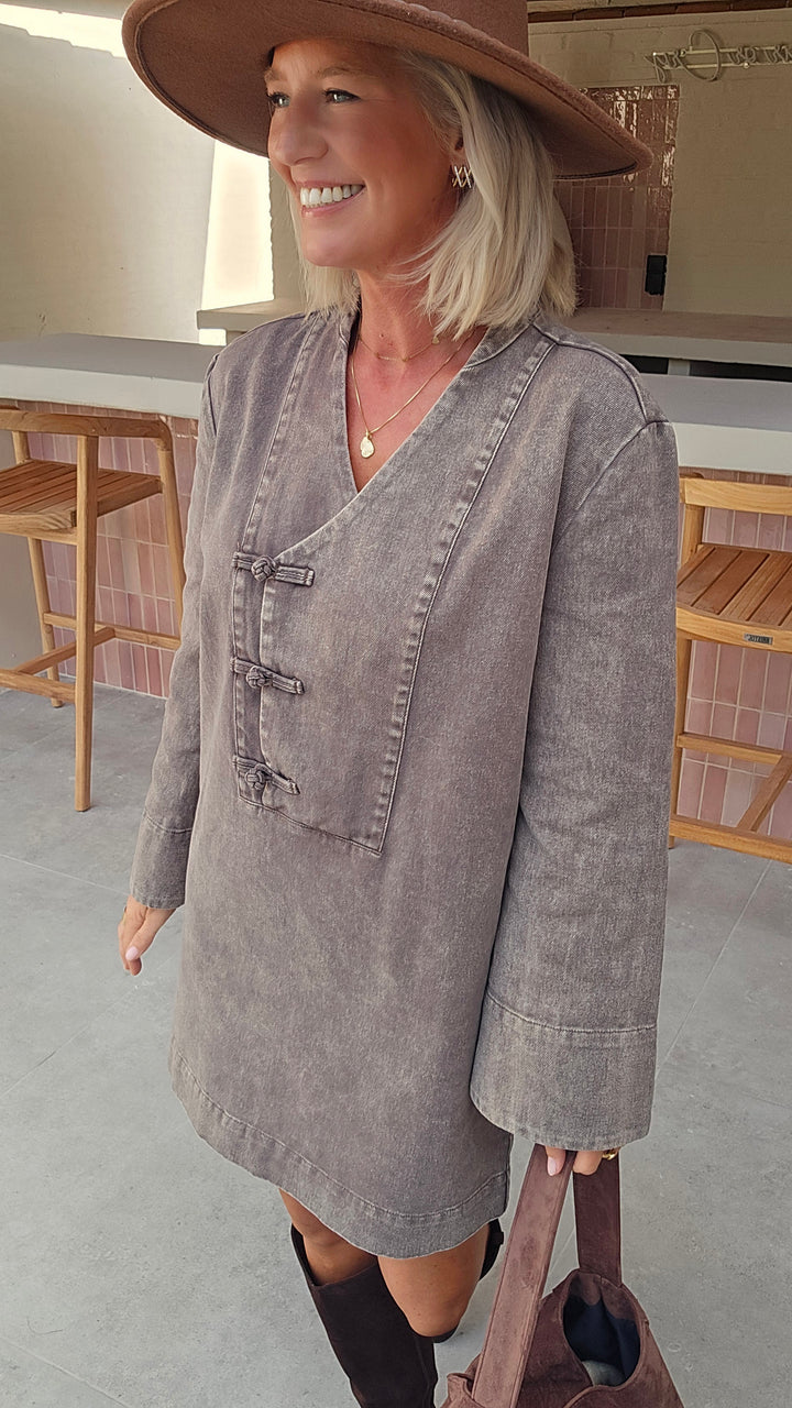 TESS denim dress washed chocolat