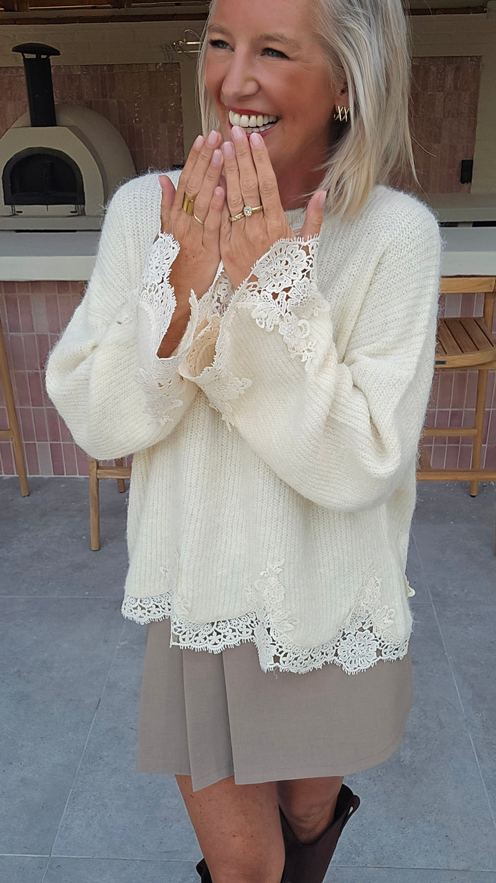 VIVIAN knit ecru
