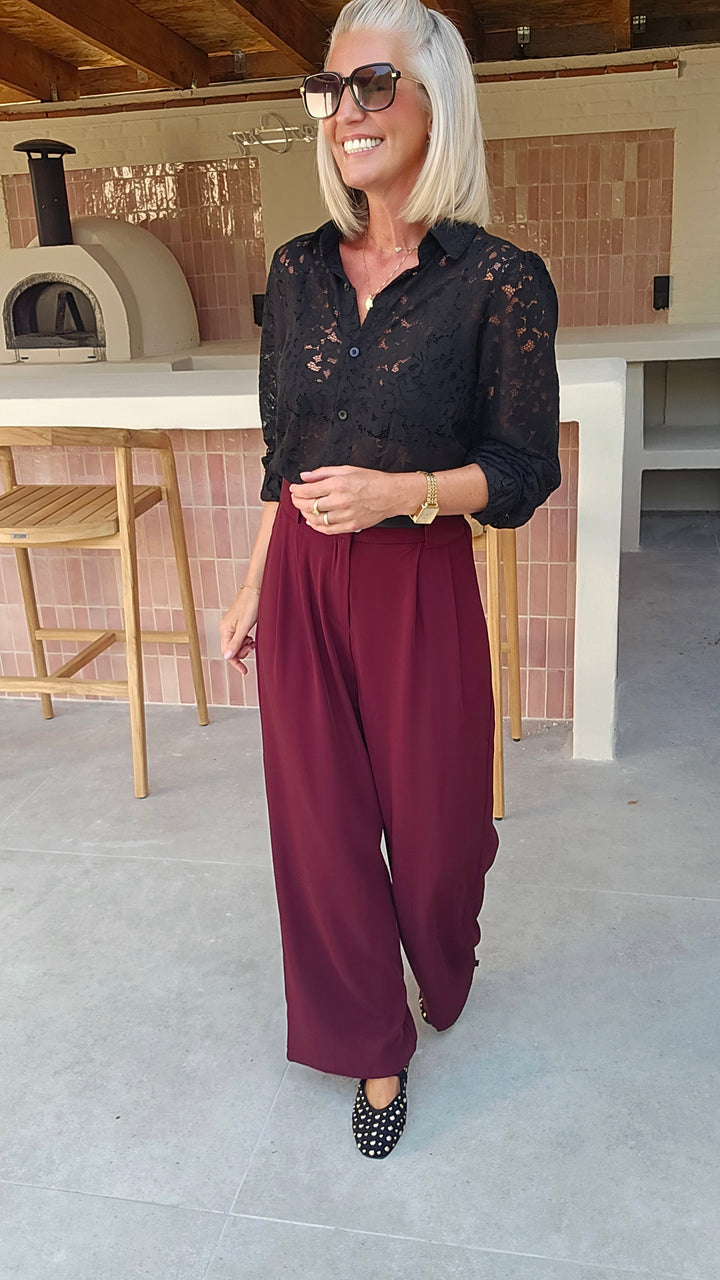 LEILA lace blouse black