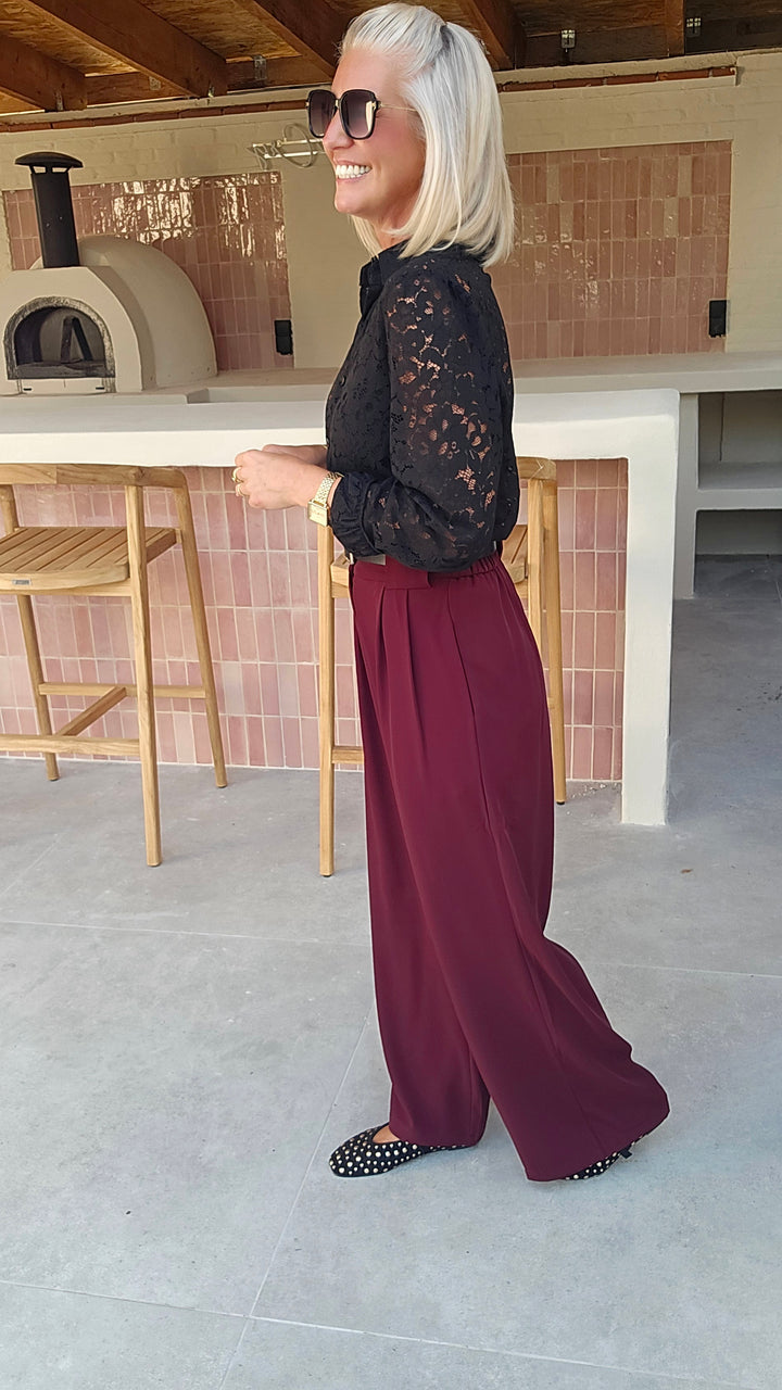 LEILA lace blouse black