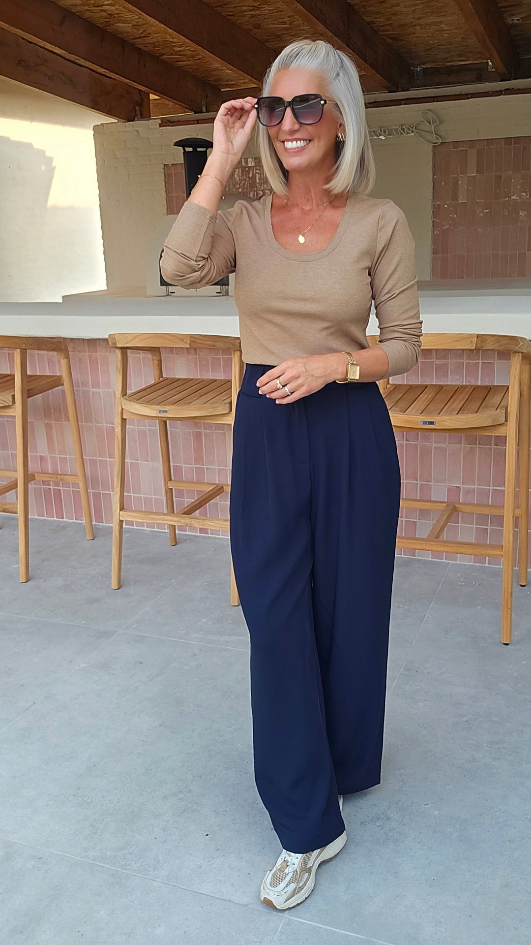 CLARA longsleeve taupe