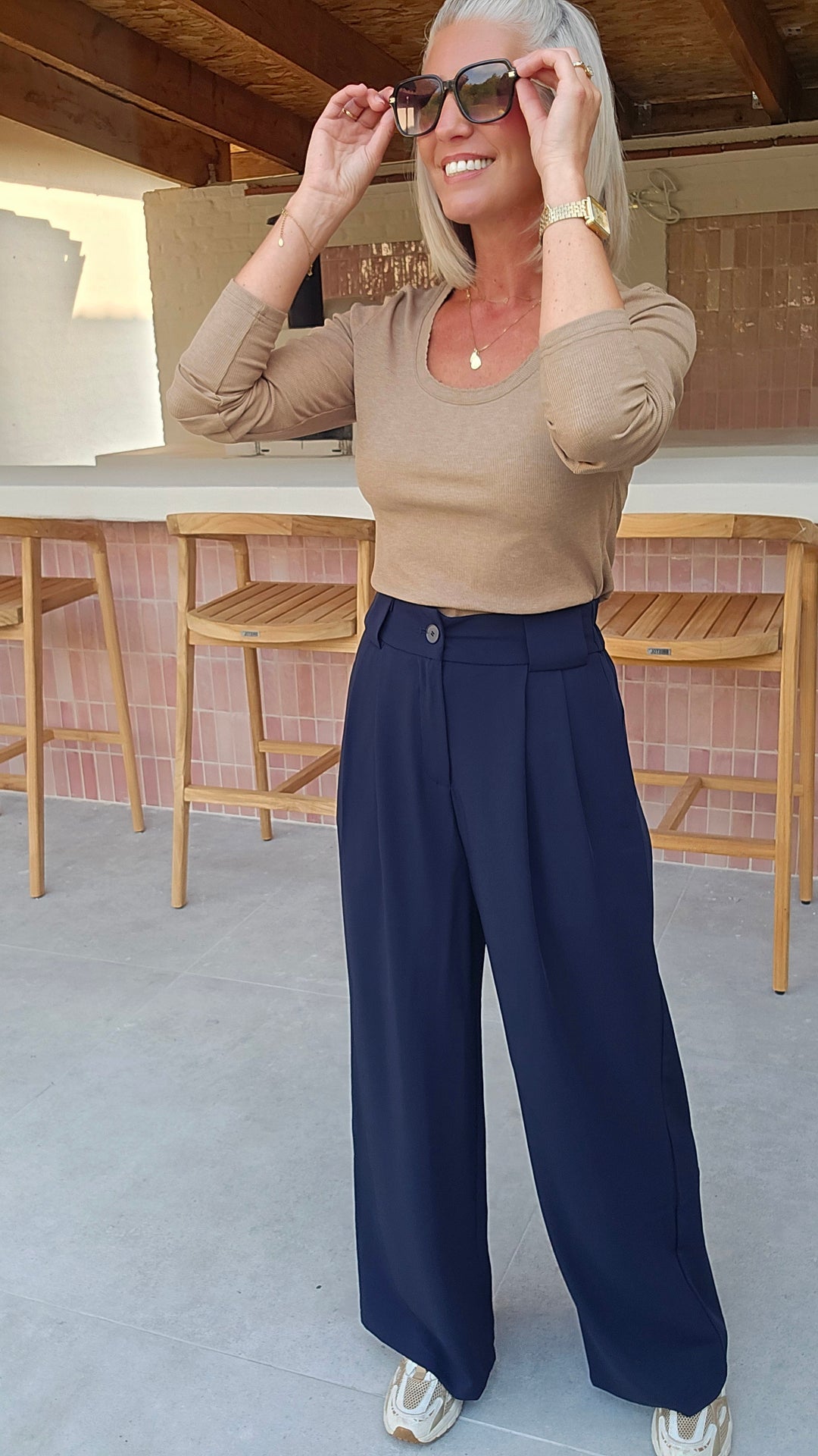 CLARA longsleeve taupe