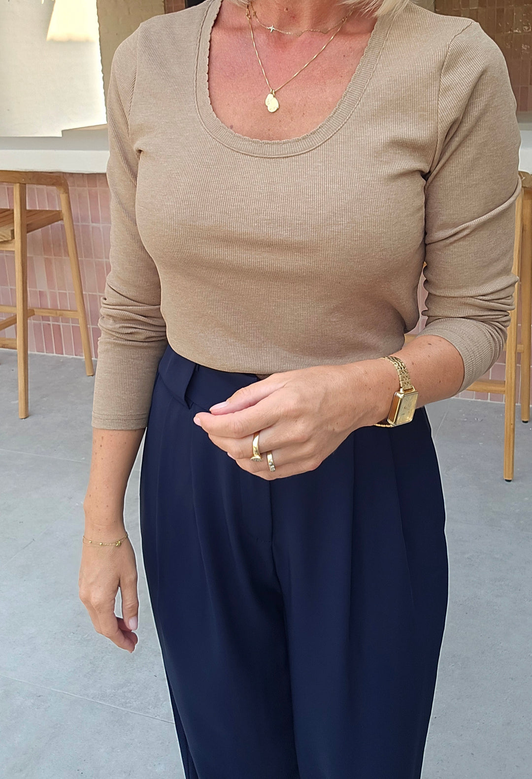 CLARA longsleeve taupe