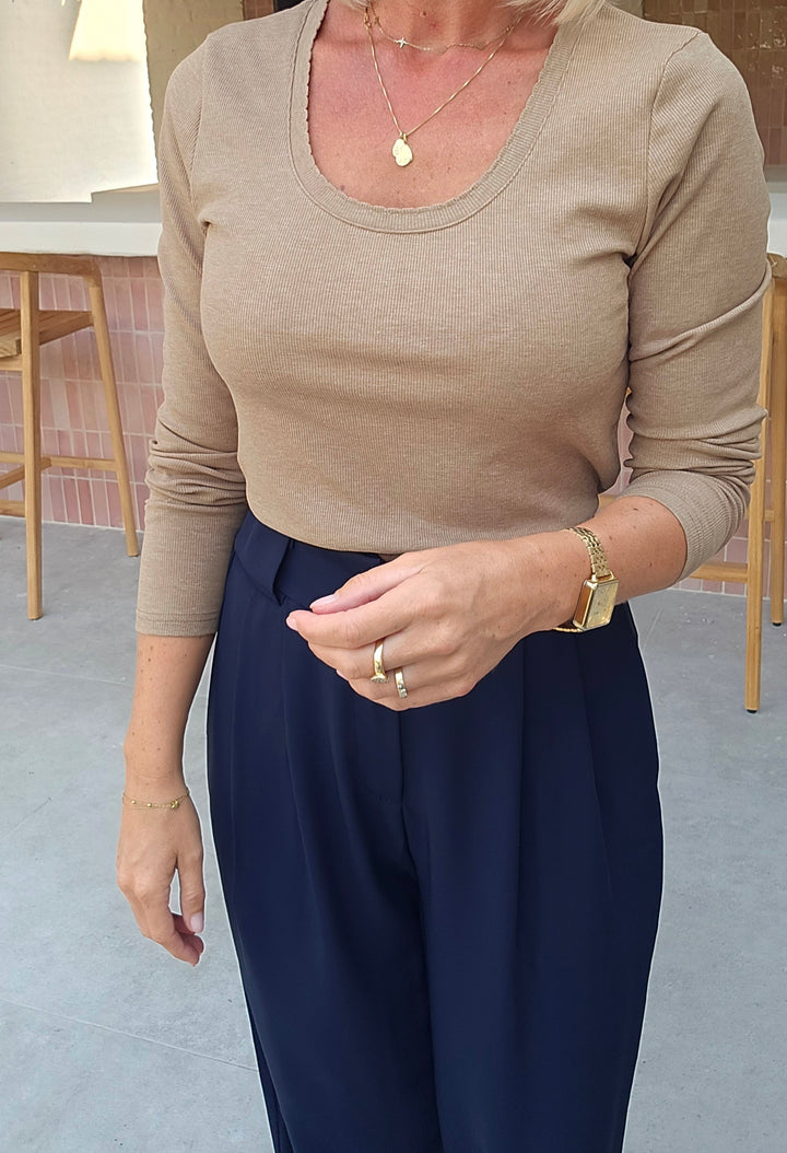 CLARA longsleeve taupe