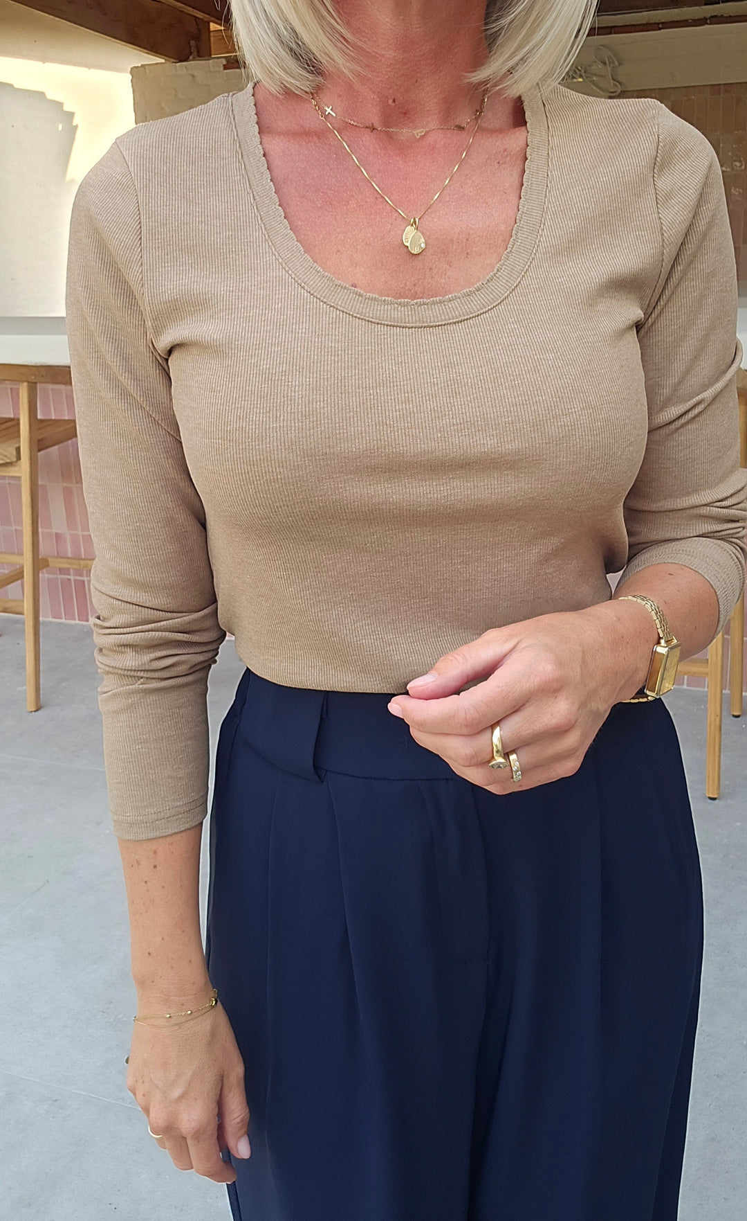 CLARA longsleeve taupe
