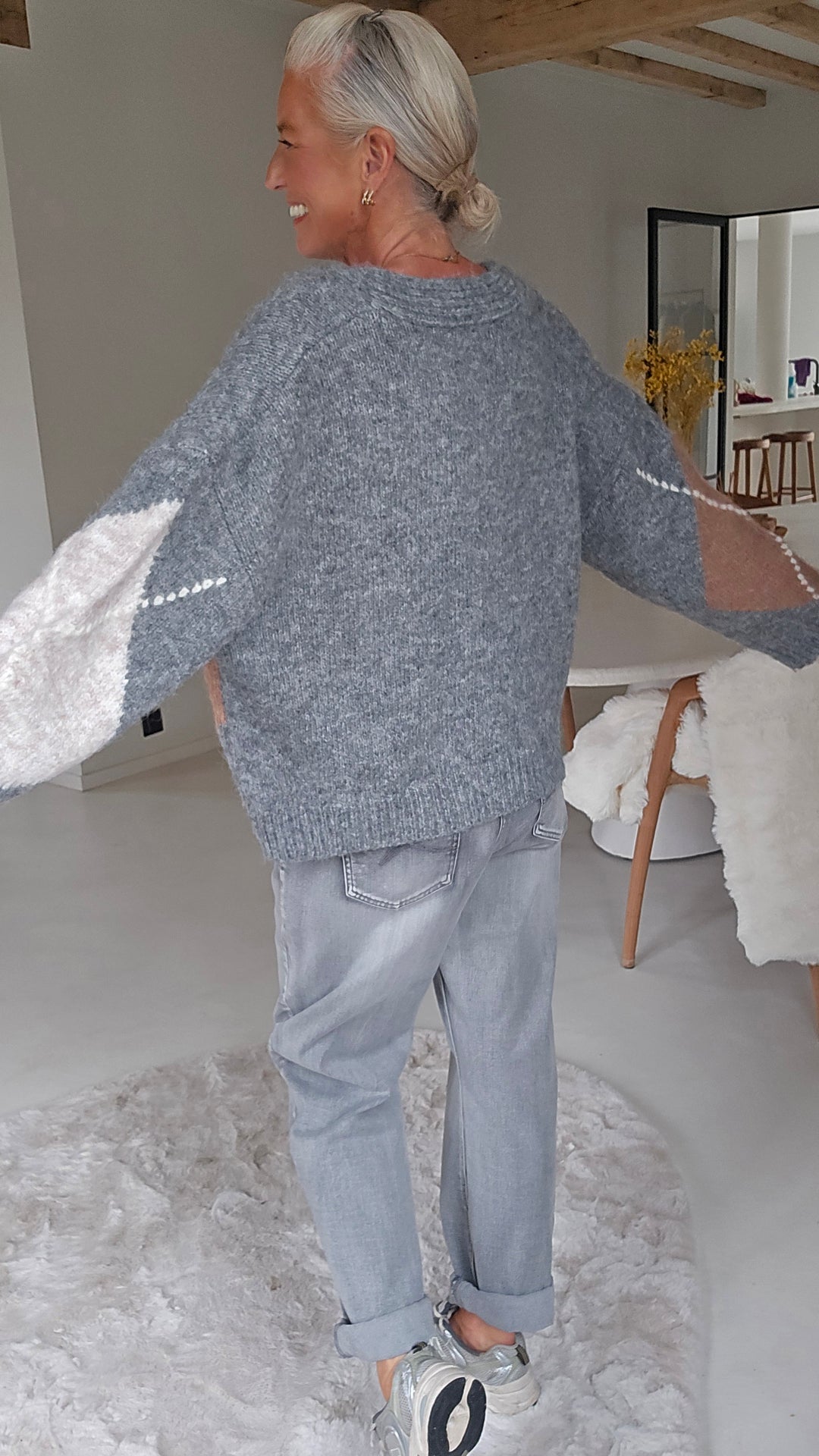 MYLA cardigan