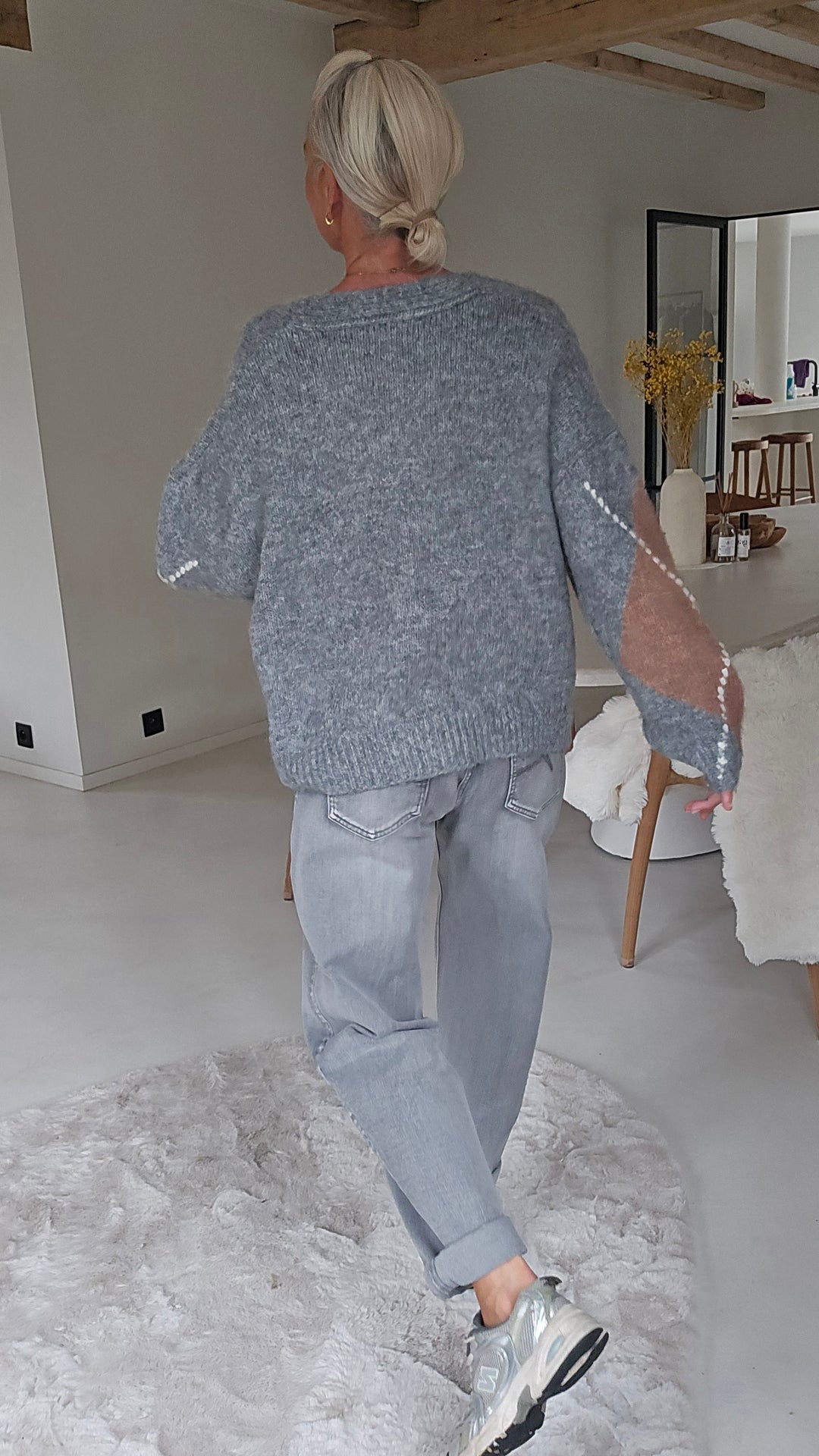 MYLA cardigan