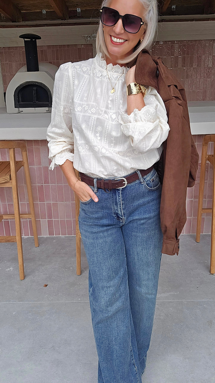 ONORA embroidered blouse ecru