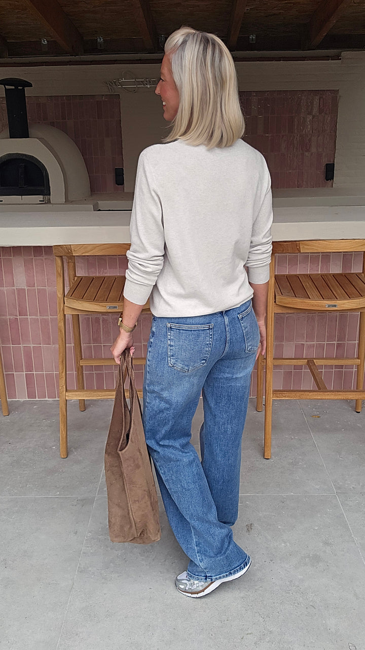 YVI knit cloud