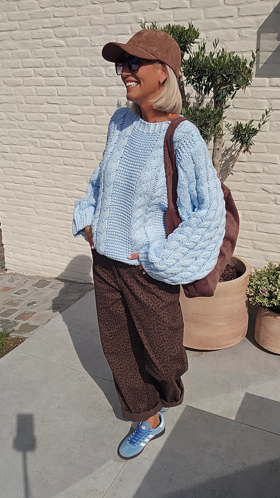 SAAR cable knit ice blue