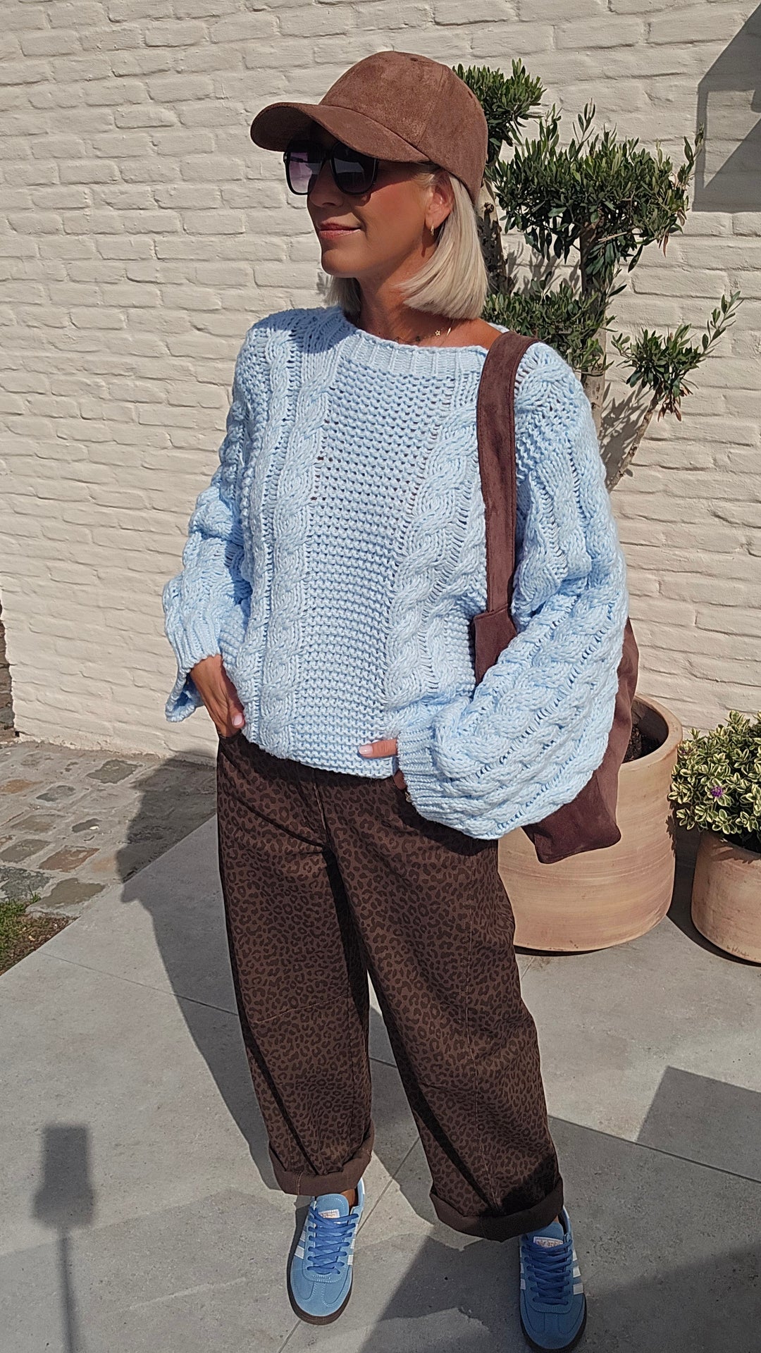 SAAR cable knit ice blue