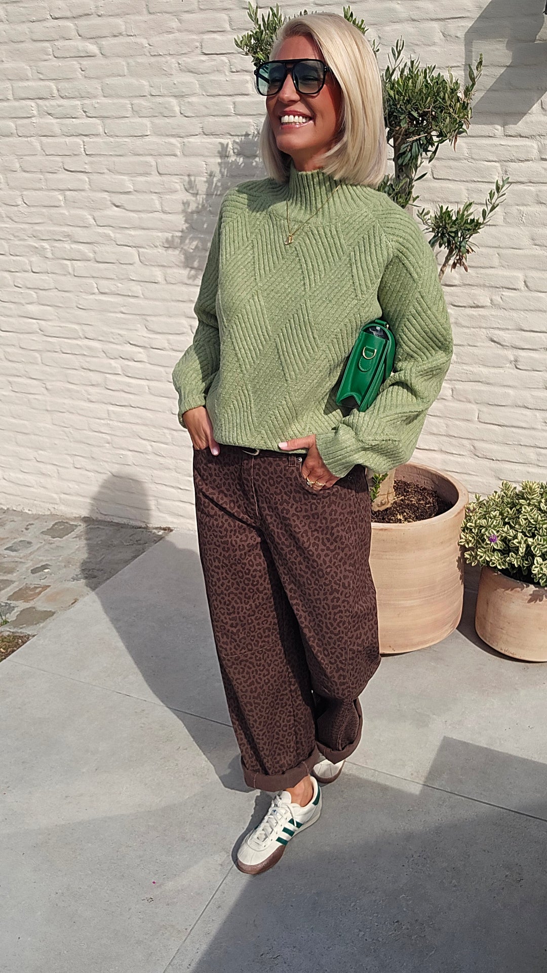 BO knit green