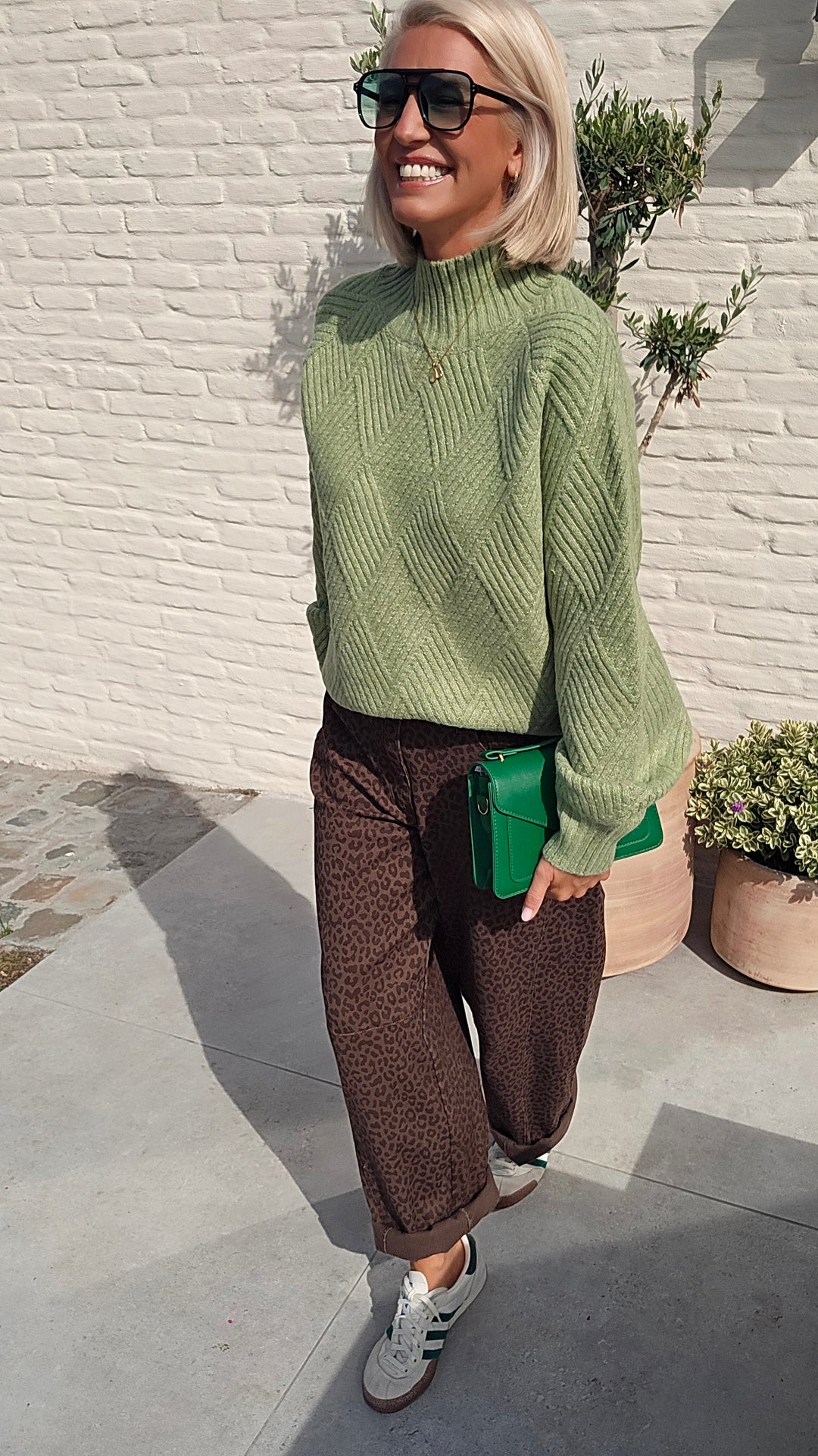 BO knit green