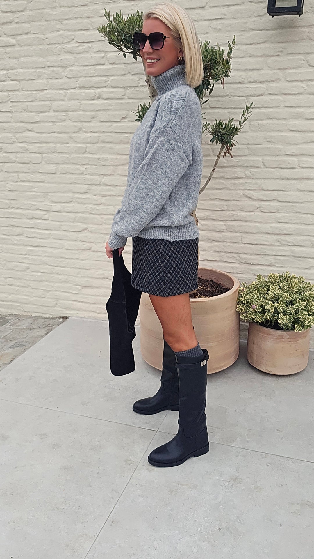 FLOOR skort black