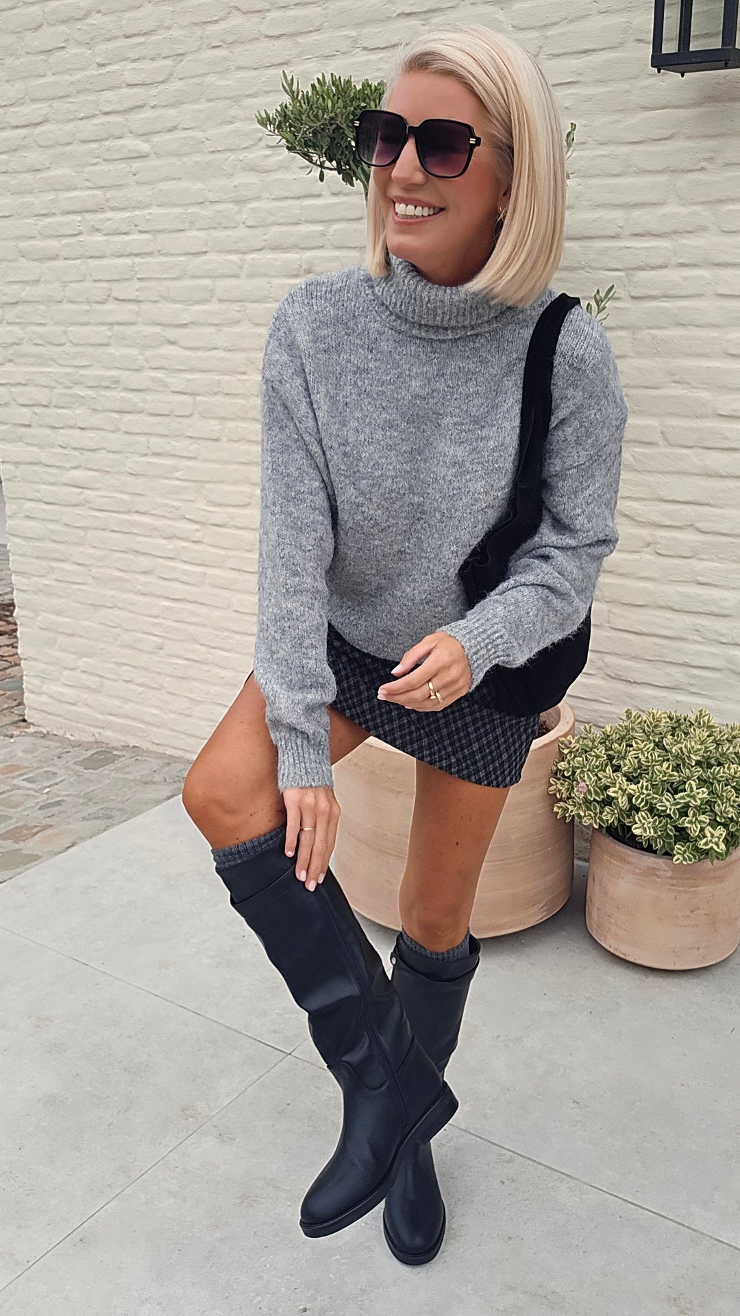 FLOOR skort black