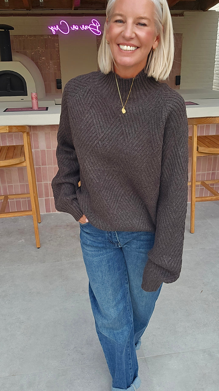 BO knit chocolat