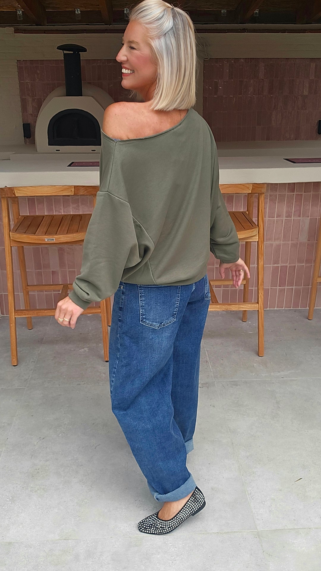 DONNA off-shoulder sweatshirts khaki
