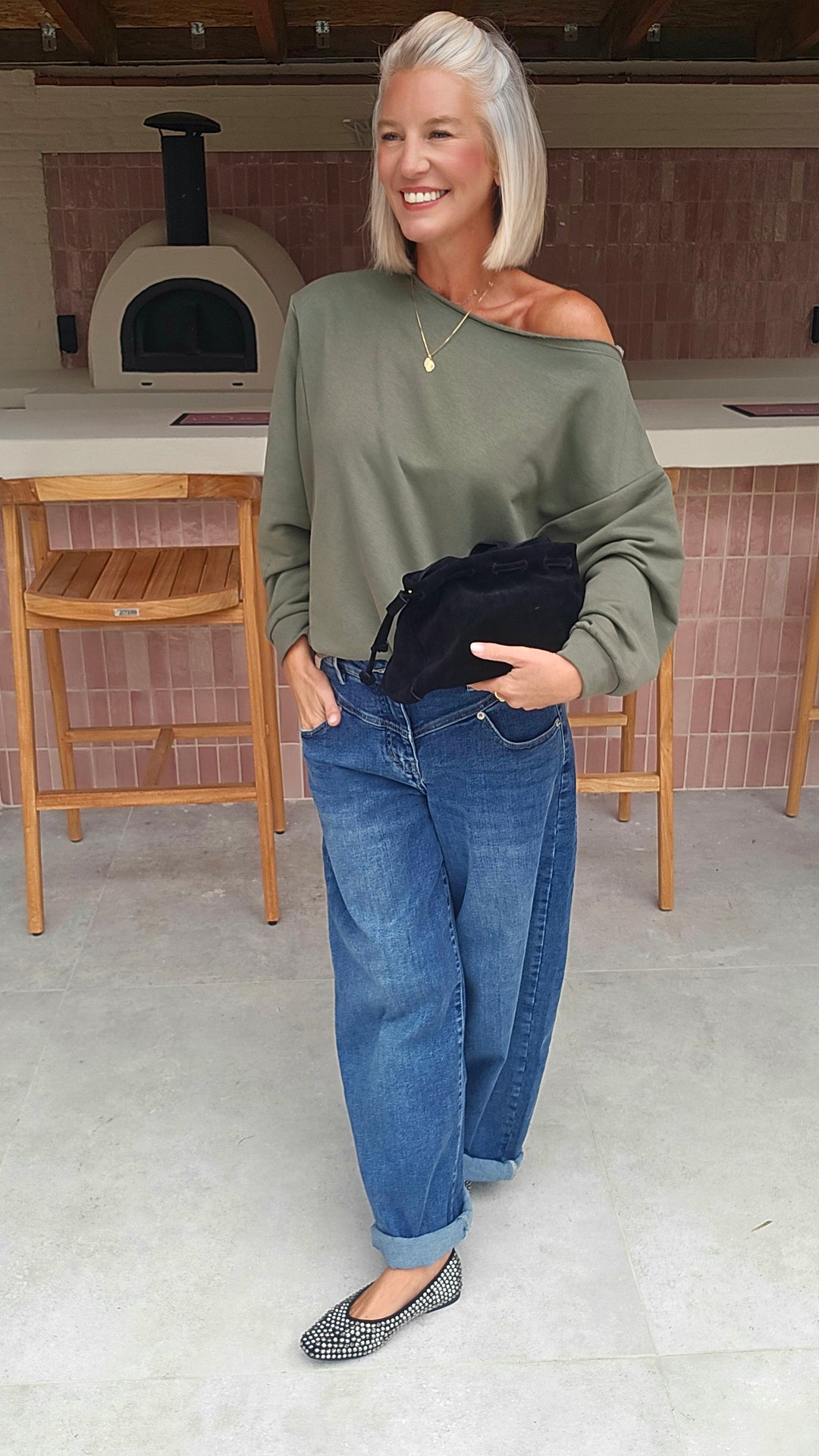 DONNA off-shoulder sweatshirts khaki