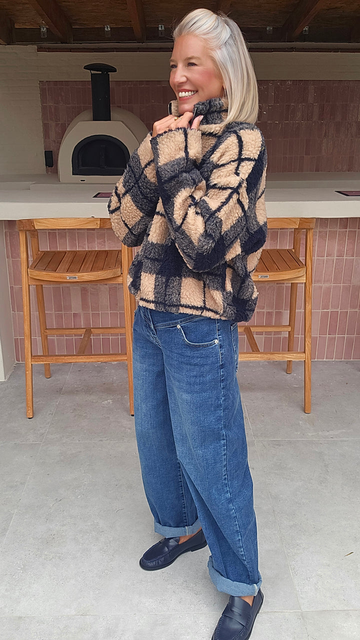 AMBER teddy jacket navy