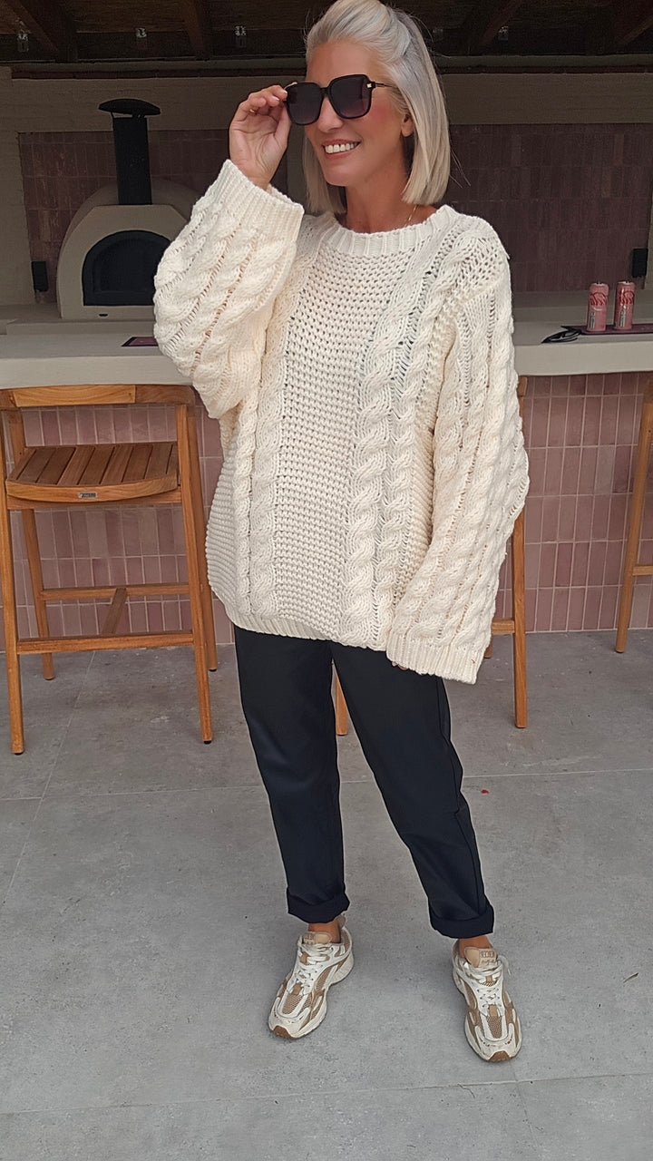 SAAR cable knit ecru