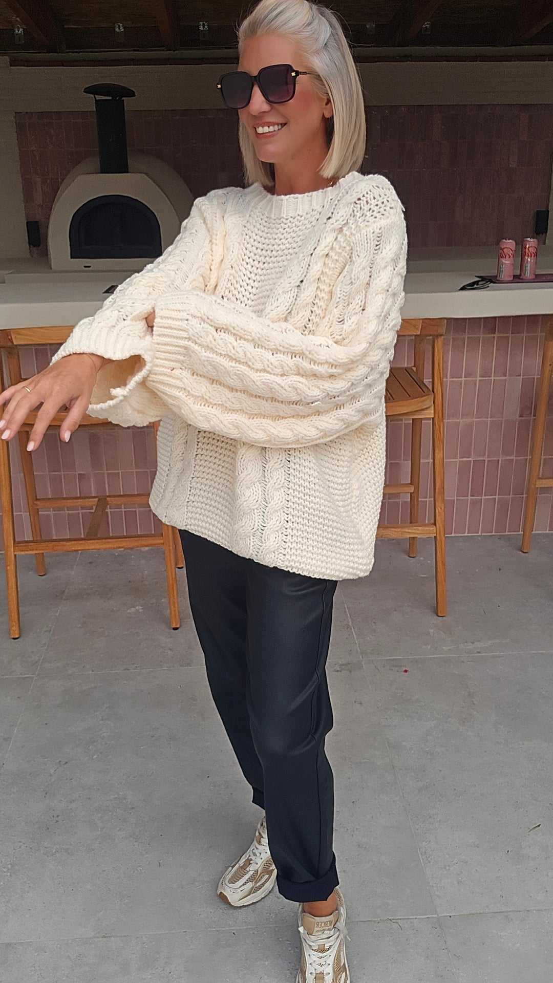 SAAR cable knit ecru