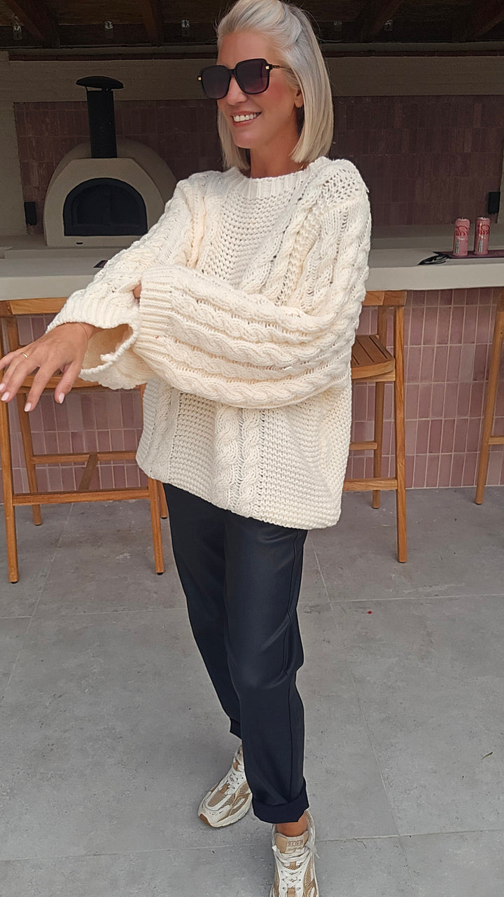 SAAR cable knit ecru