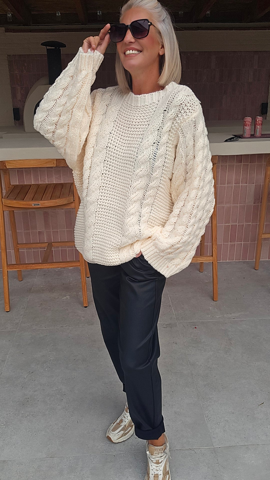 SAAR cable knit ecru
