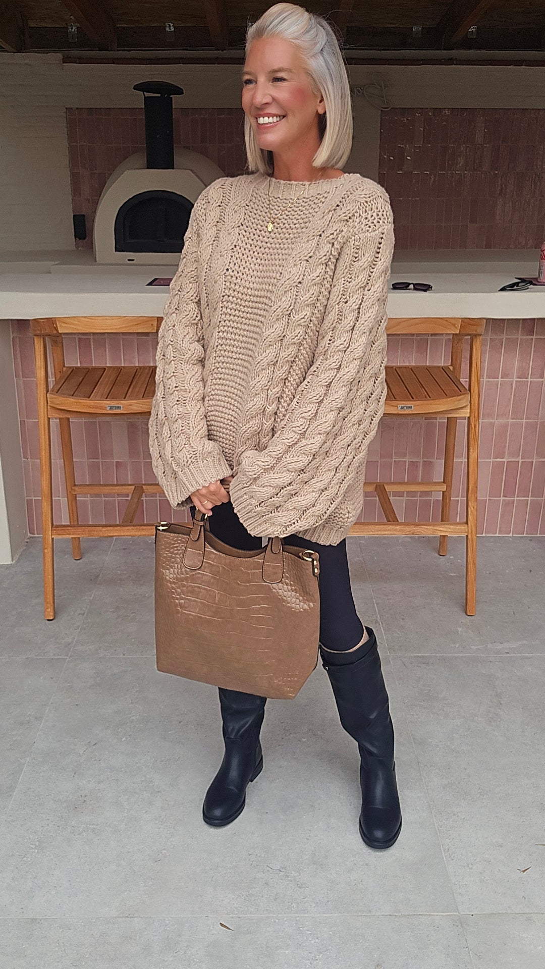 SAAR cable knit taupe