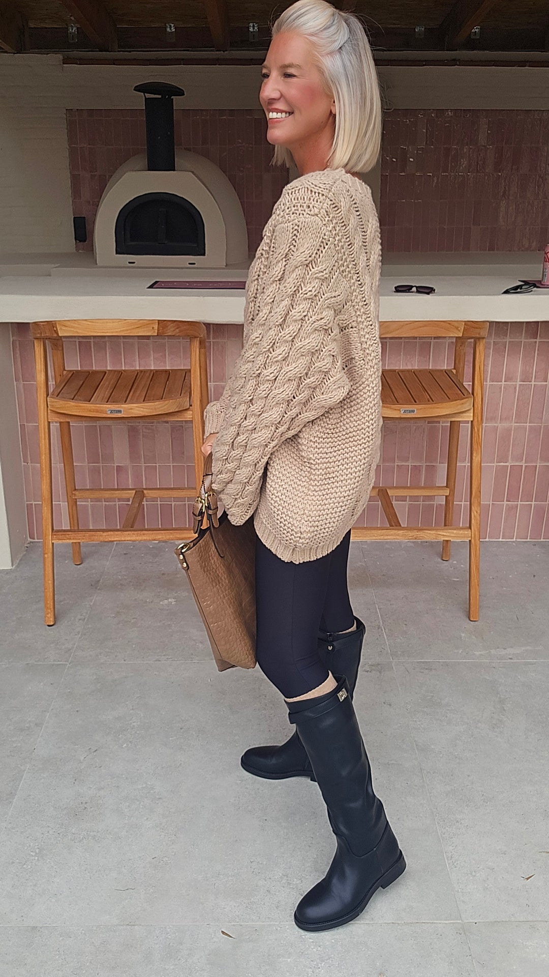 SAAR cable knit taupe