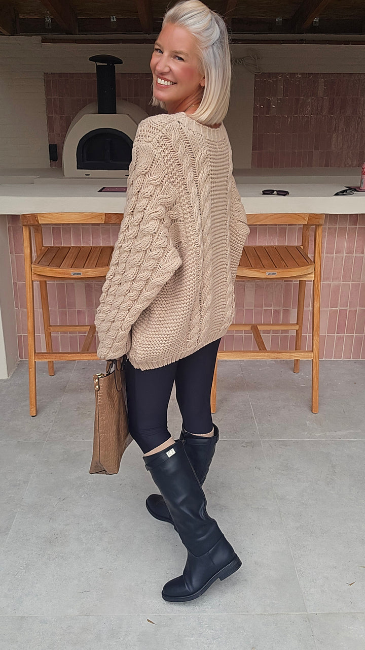 SAAR cable knit taupe