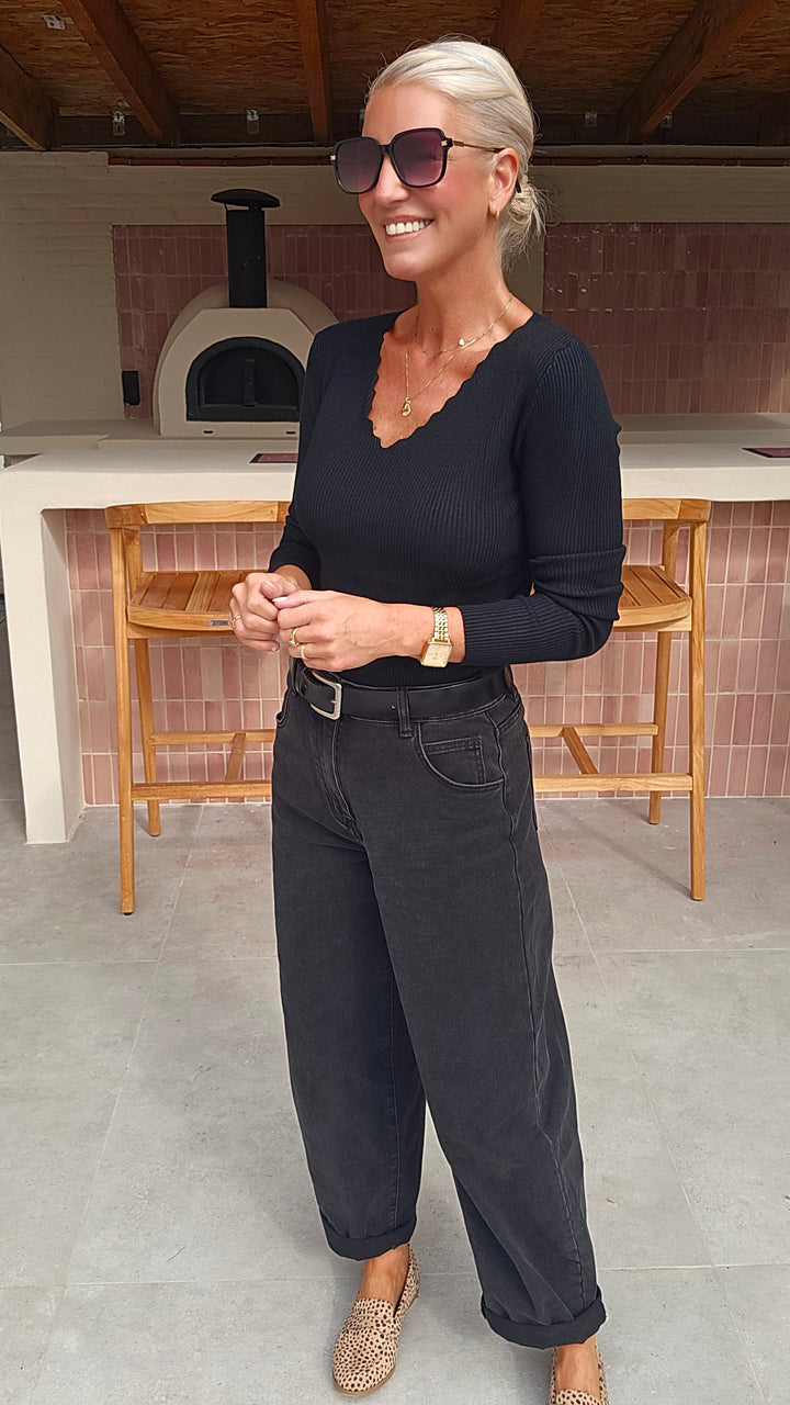 LOES softest longsleeve black