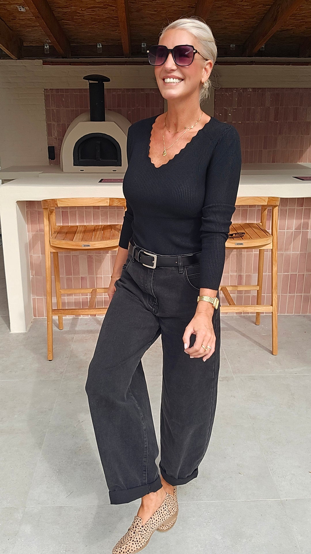 LOES softest longsleeve black