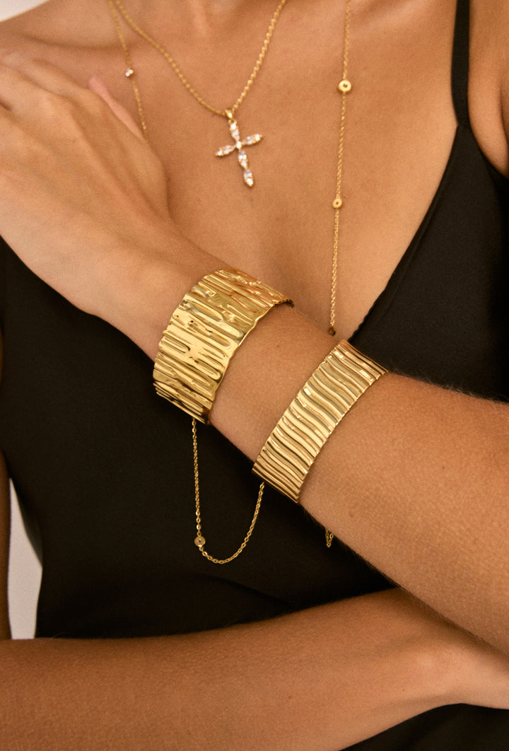 IRIS cuff